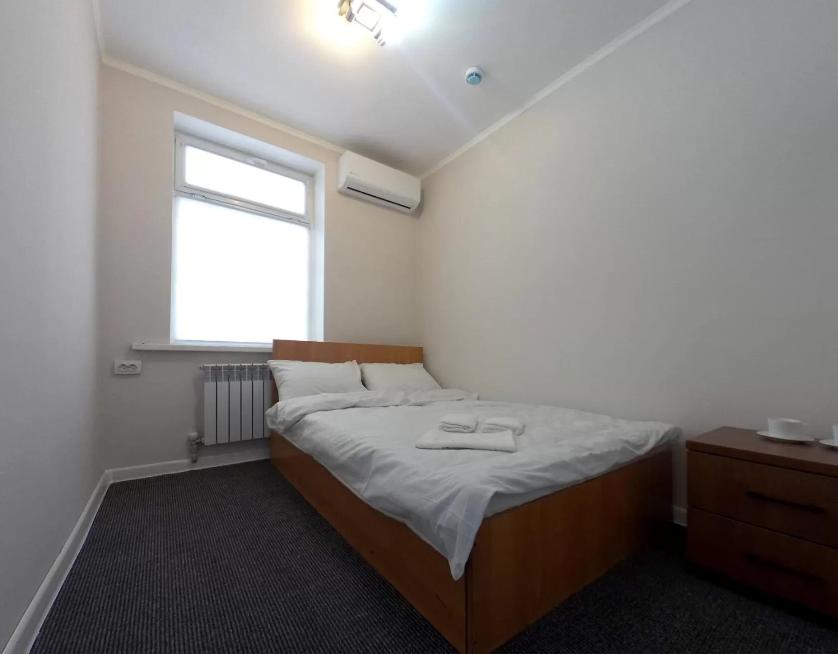 Deluxe Double Room with Bath in Railway Hotel