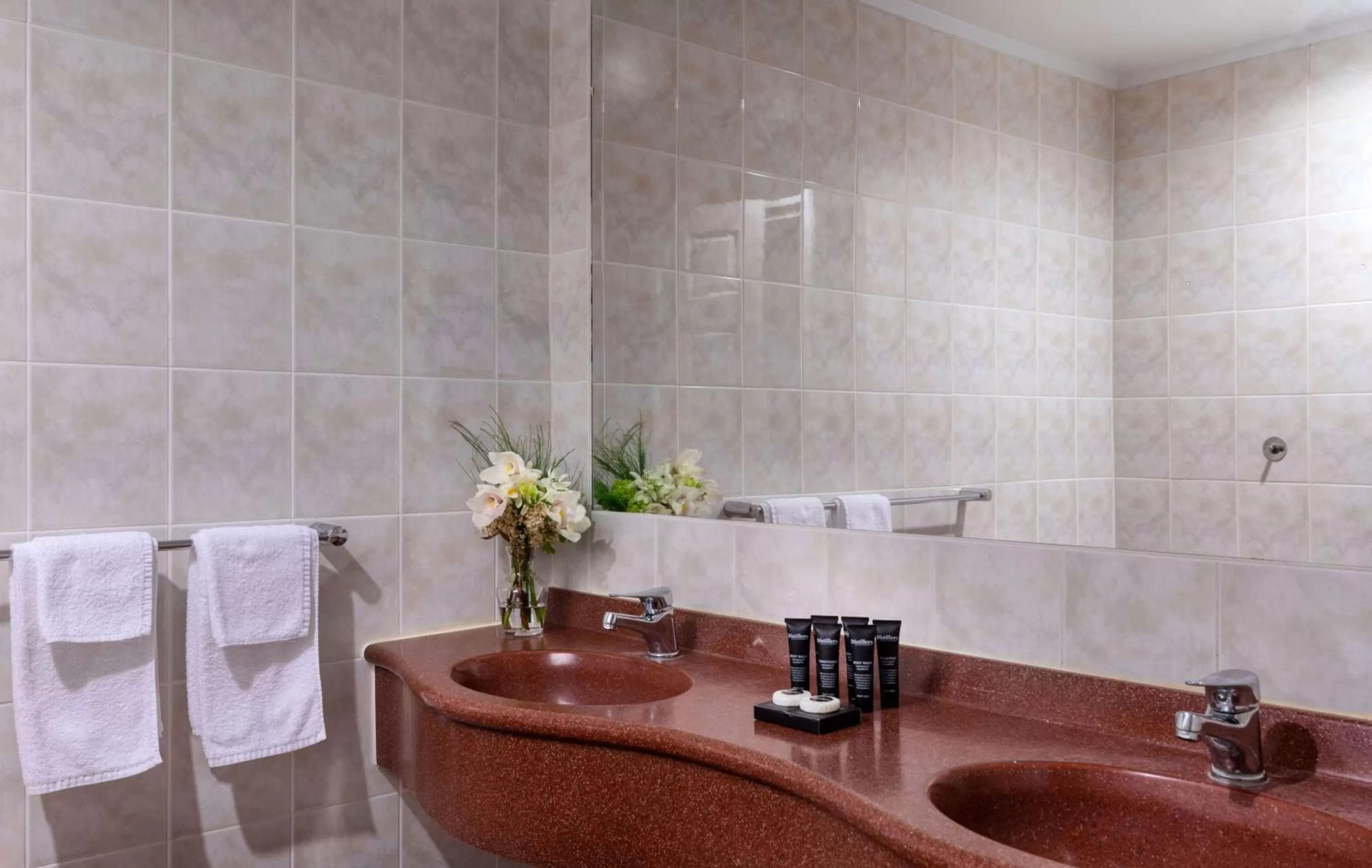 Bathroom in Arawa Park Hotel, Independent Collection by EVT