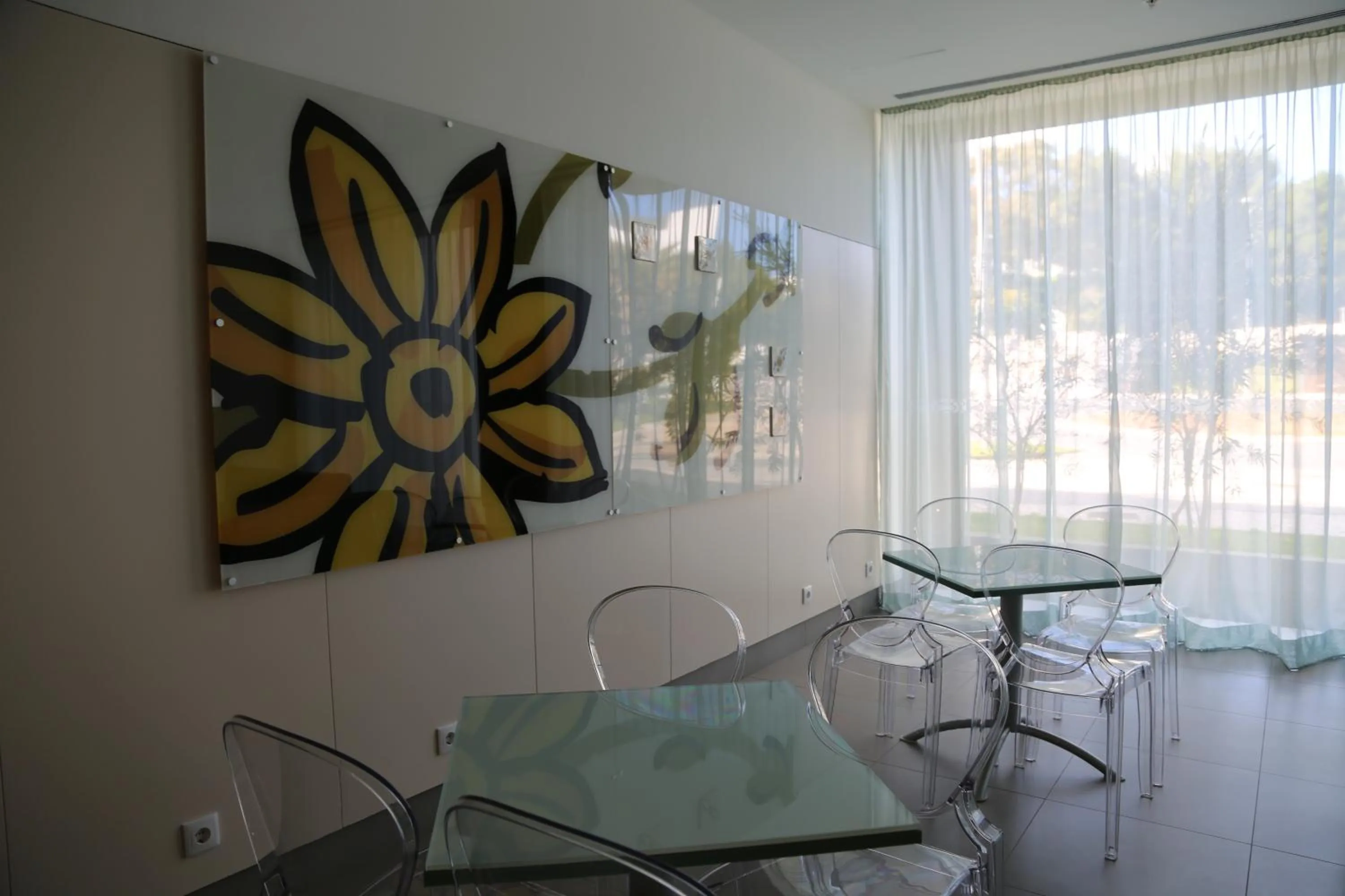 Restaurant/places to eat in INATEL Albufeira