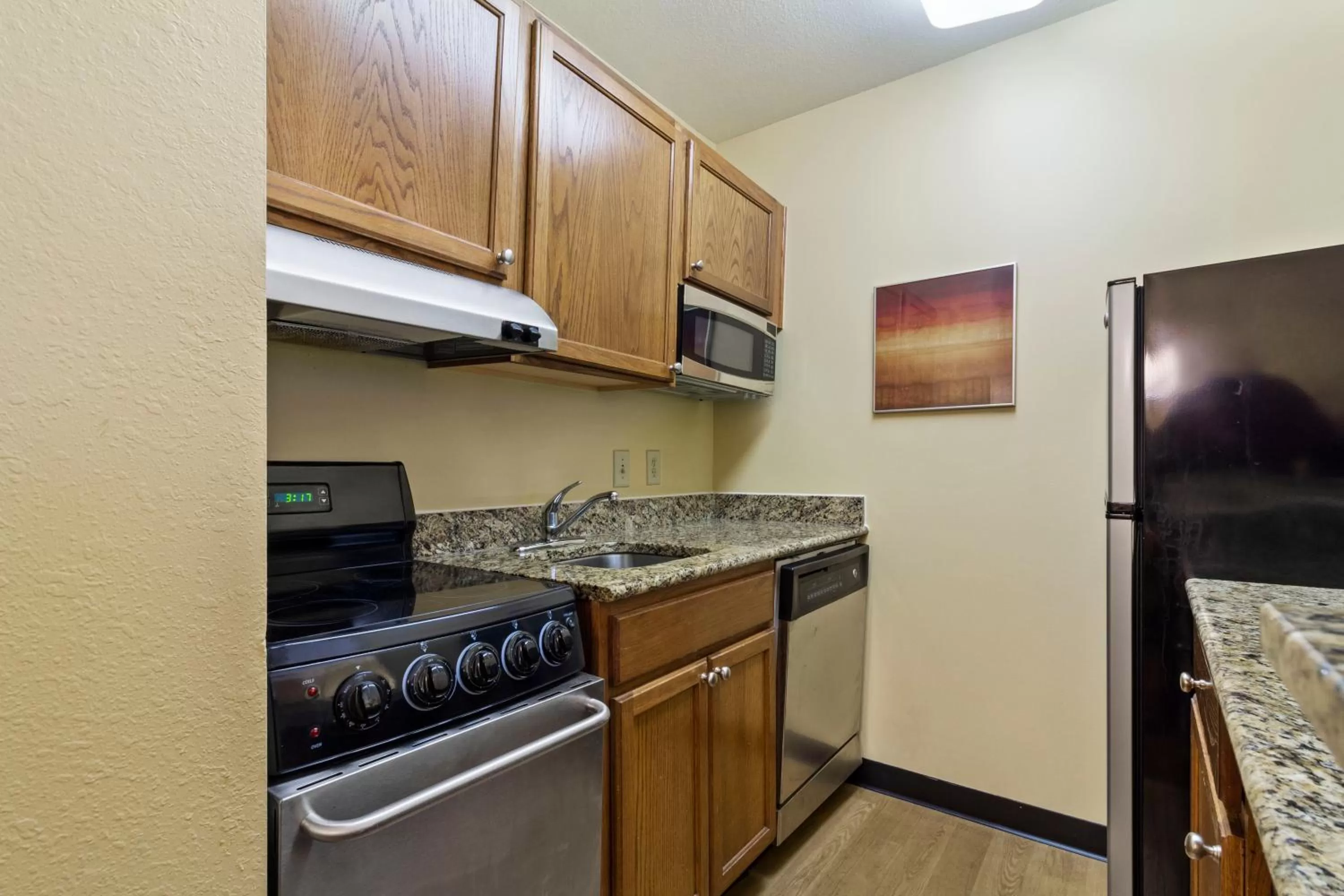 Kitchen or kitchenette in Extended Stay America Suites - Norfolk - Virginia Beach