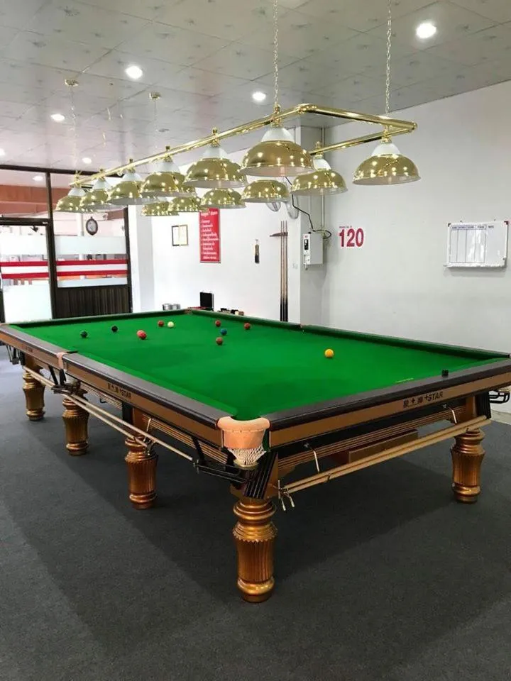 Billiard in Diamond de pai