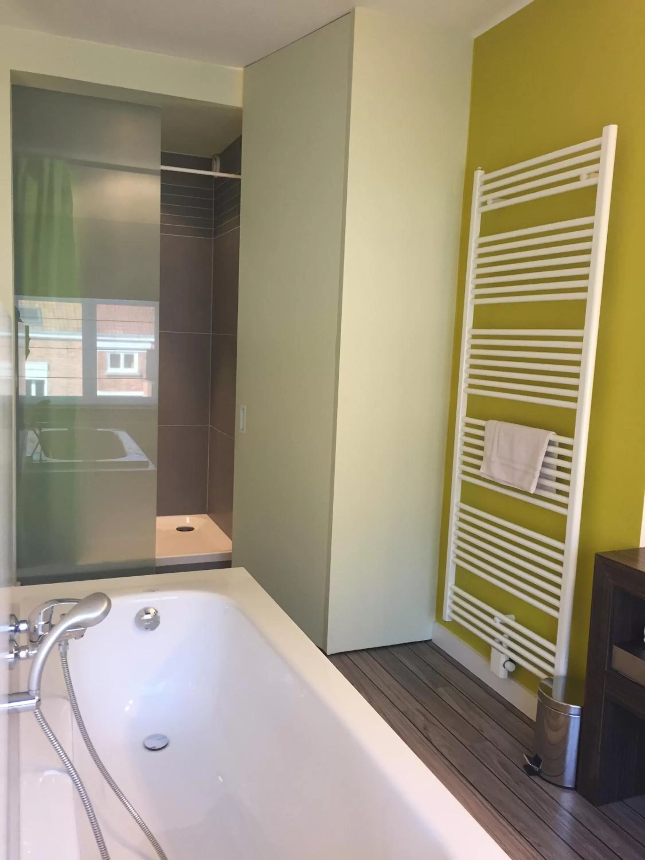 Shower in B&B Sabbajon