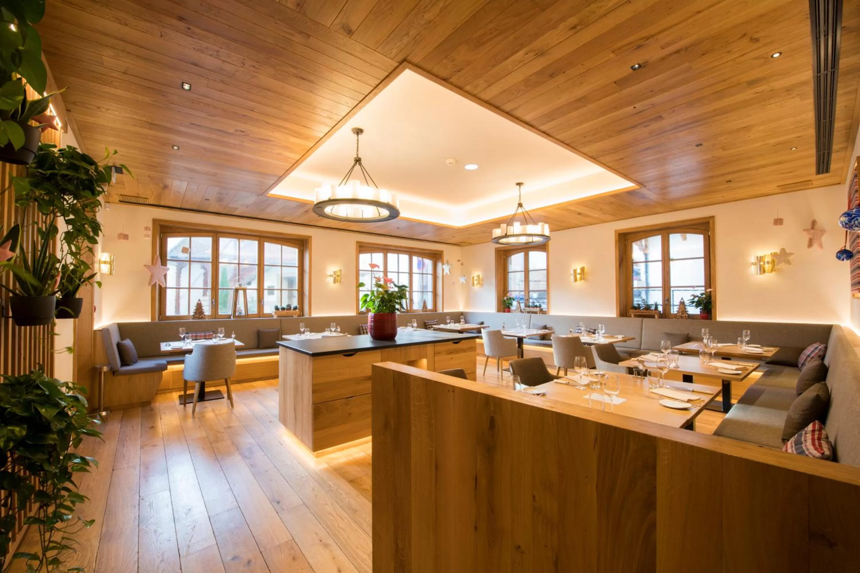 Restaurant/places to eat in Hostellerie Des Châteaux & Spa