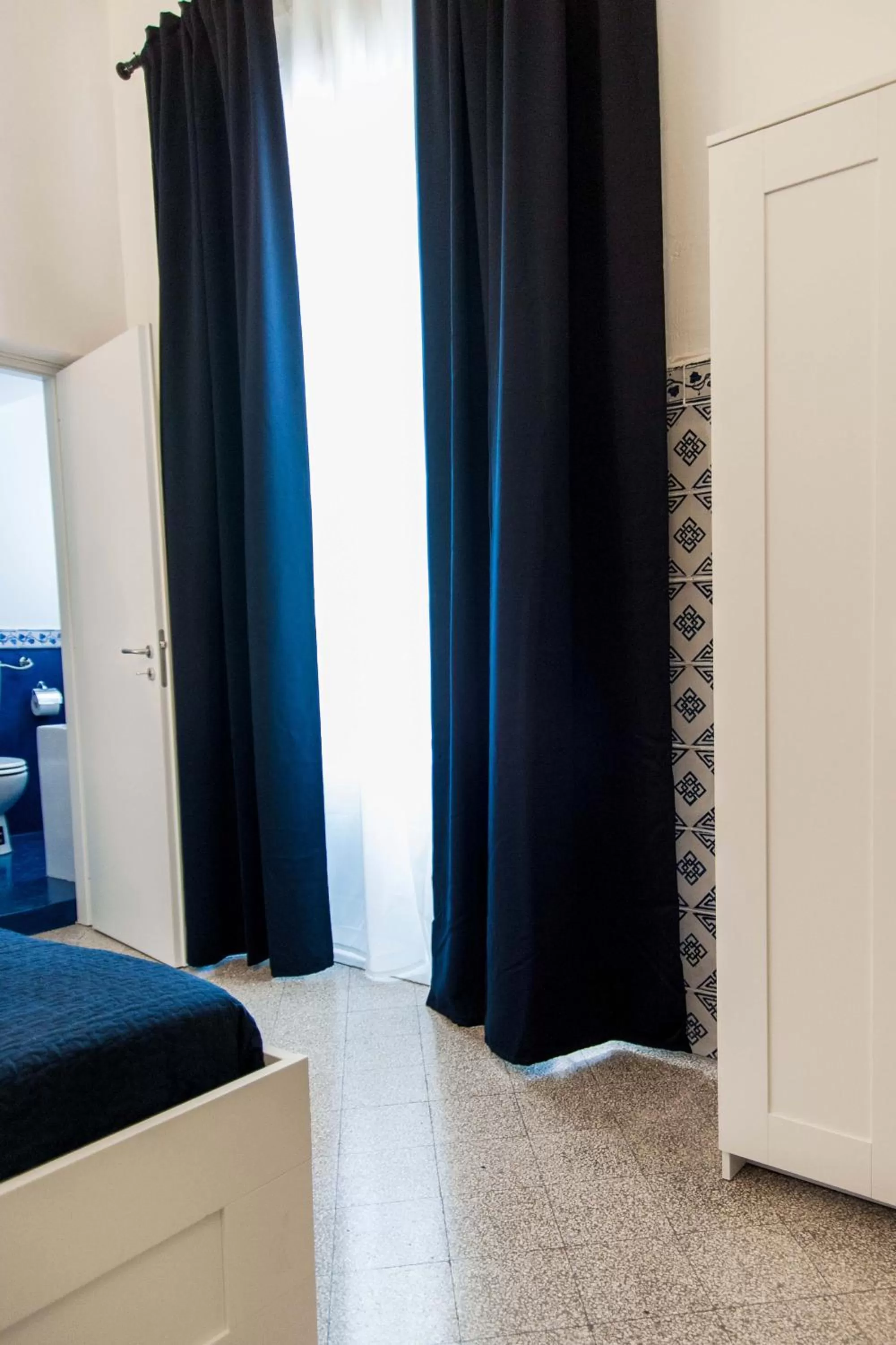 Decorative detail, Bed in L'Opera Buffa