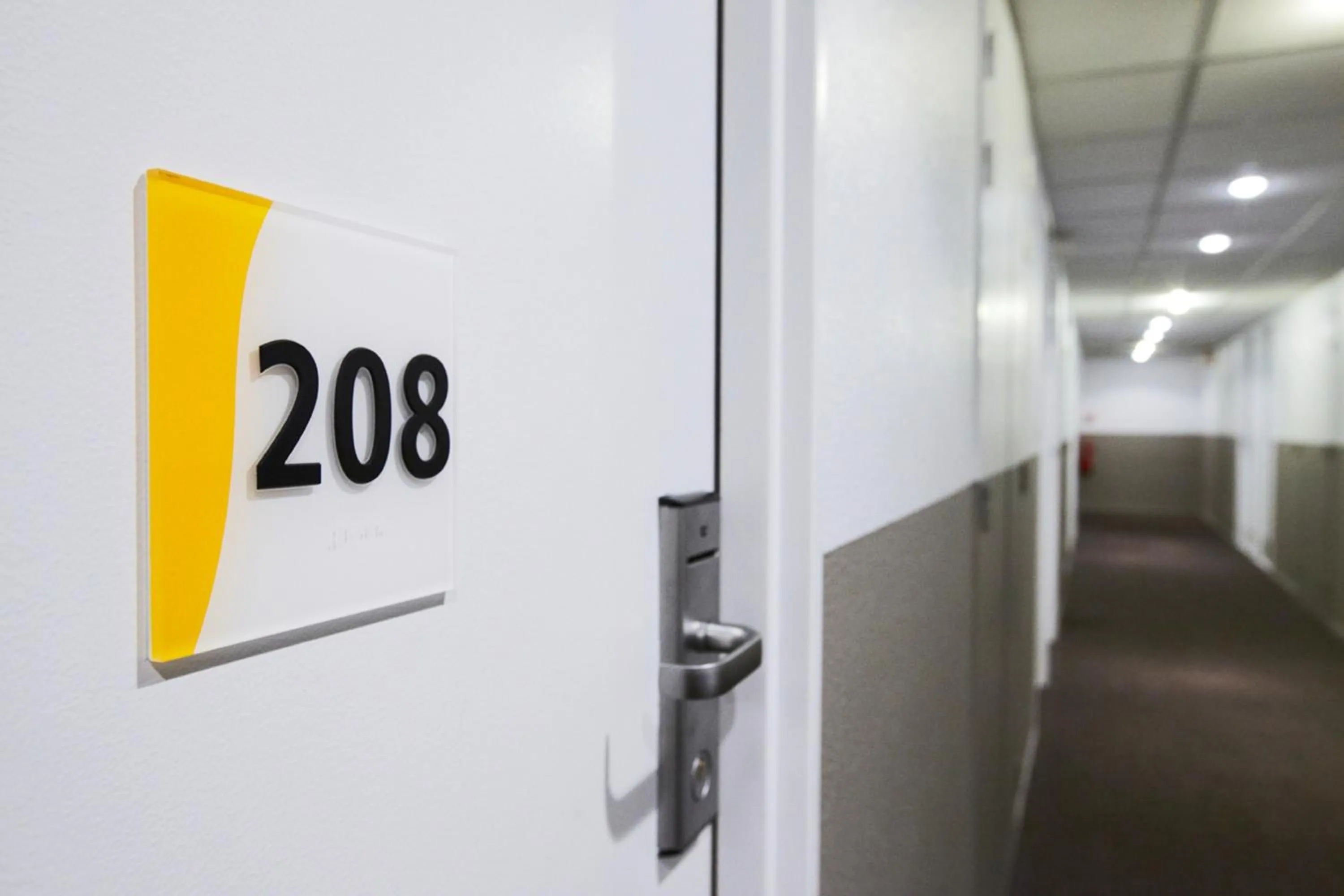 Bedroom in Première Classe Paris Ouest - Pont de Suresnes