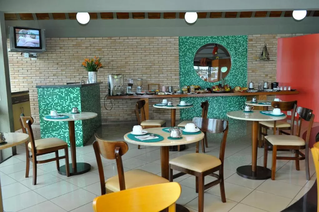 Food and drinks in Arcadas Hotel