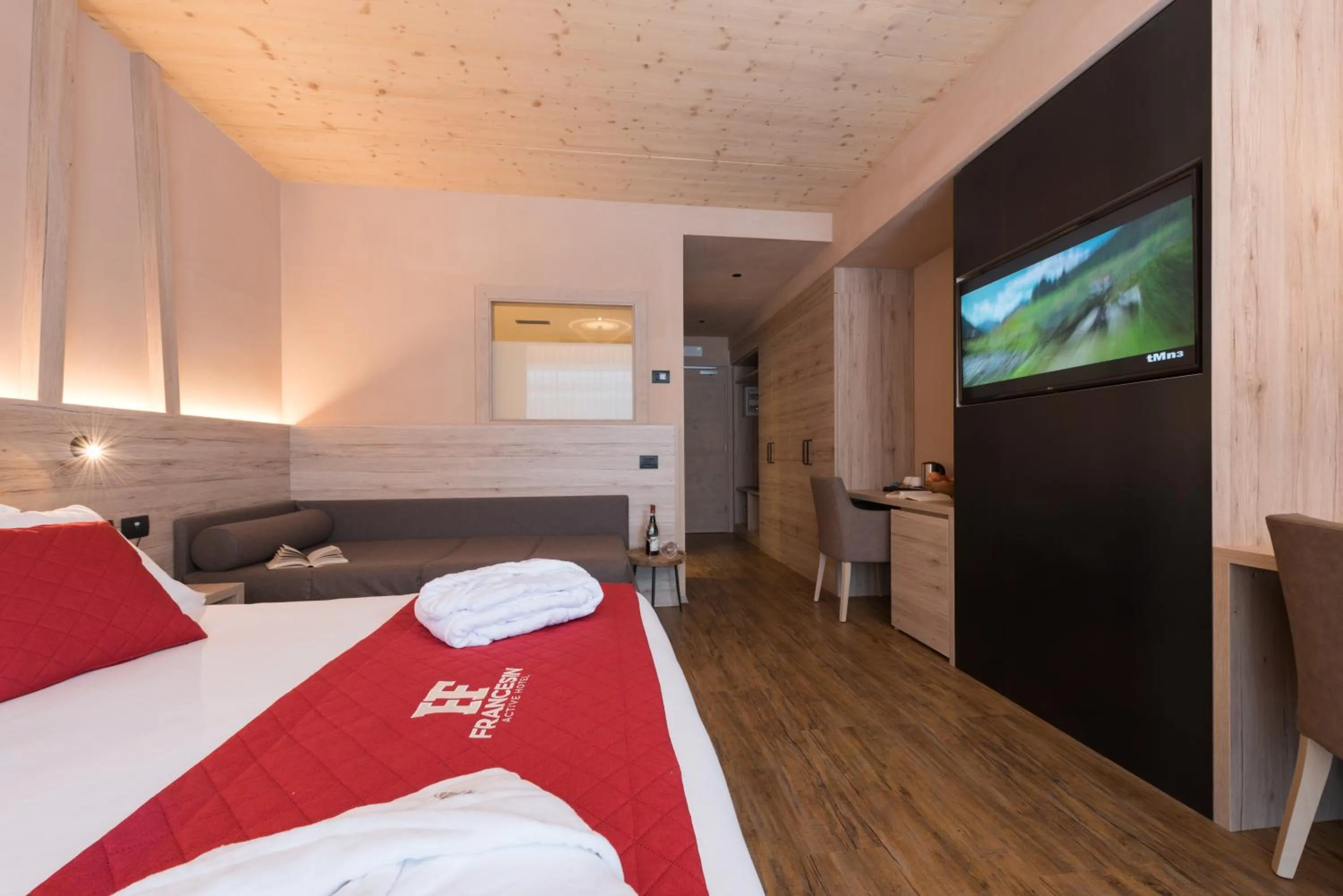 Bedroom, Bed in Francesin Active Hotel