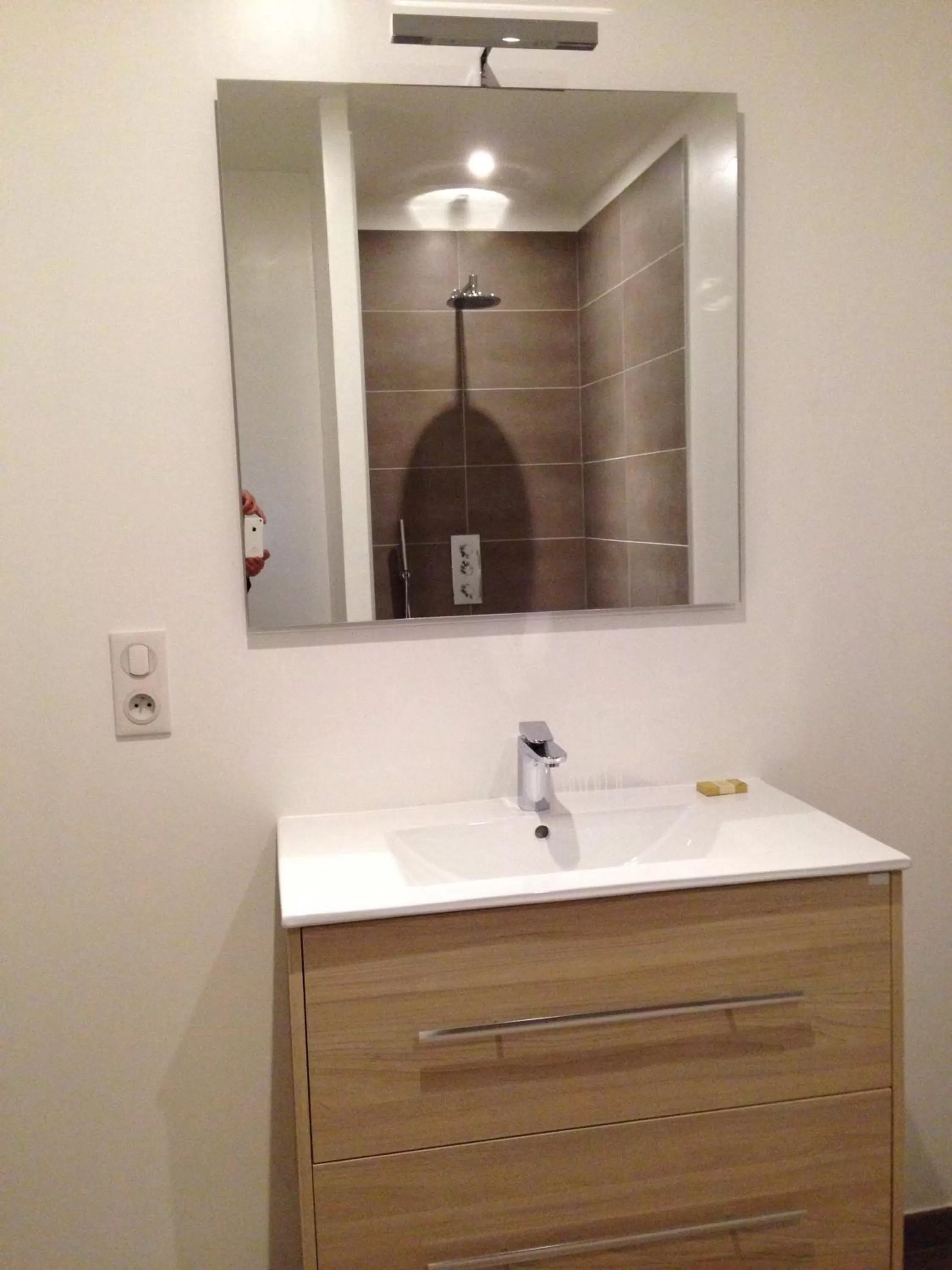 Bathroom in La Balade des Marais