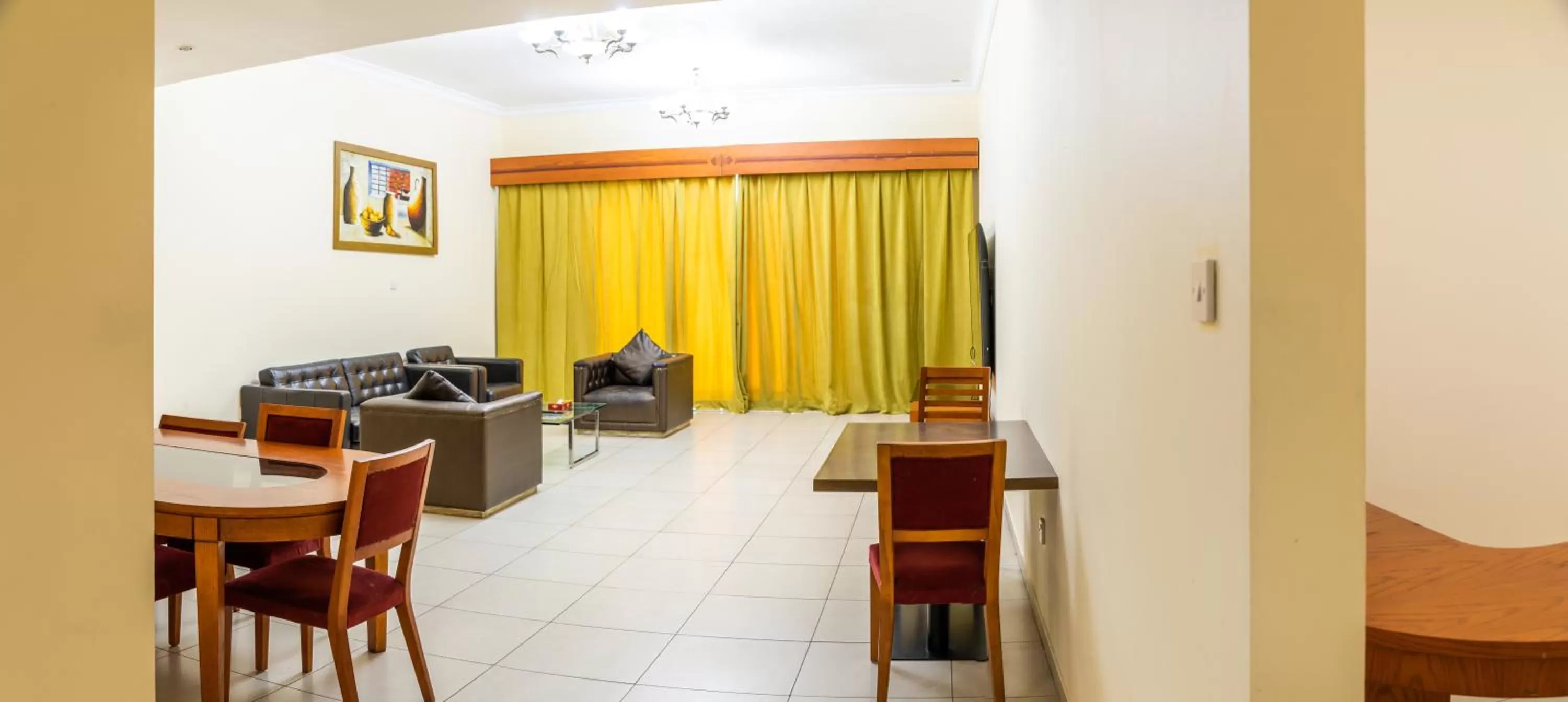 Living room in Wescott Plaza Hotel Apartments LLC Formerly West Zone Plaza Hotel Apts