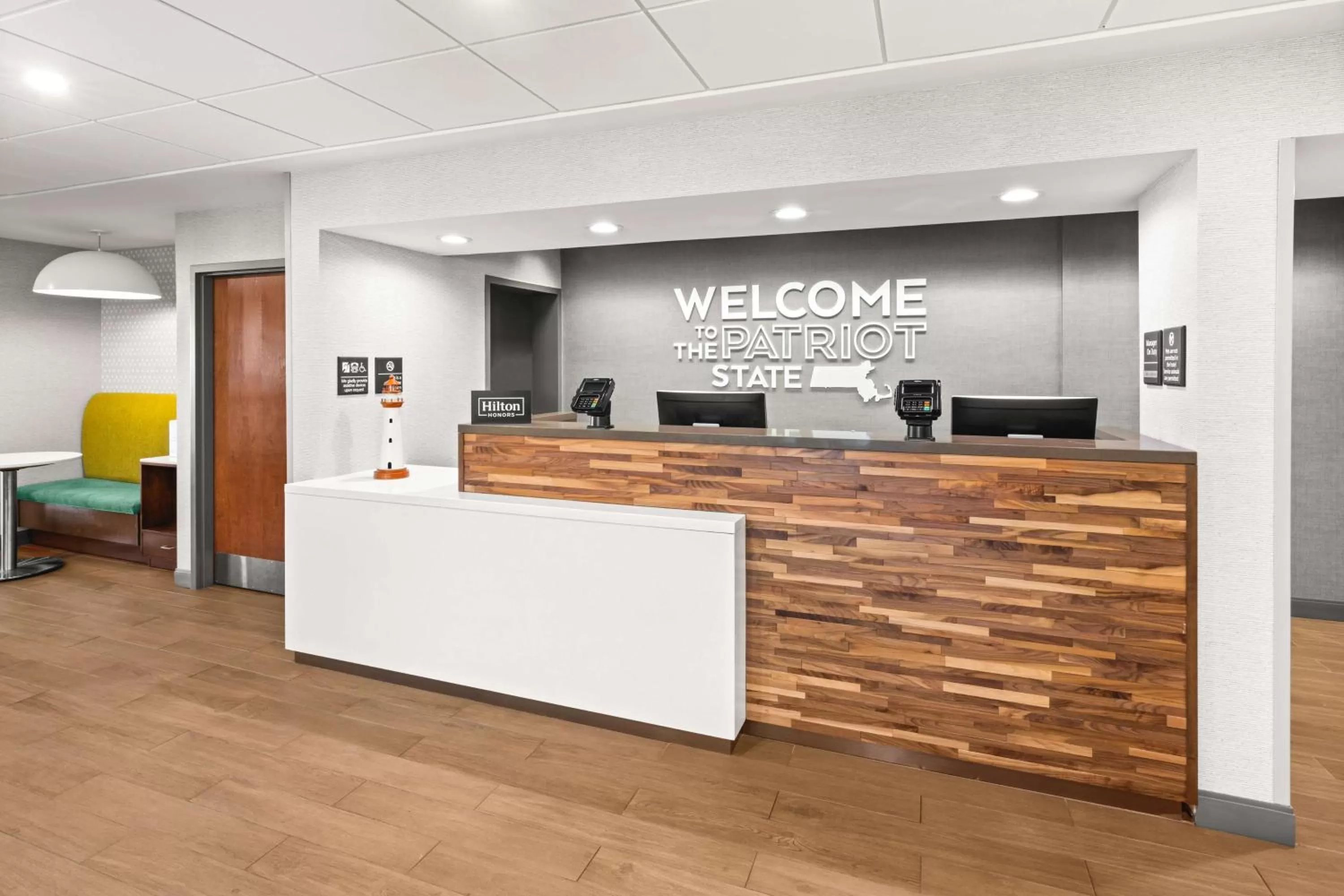 Lobby or reception in Hampton Inn Seekonk