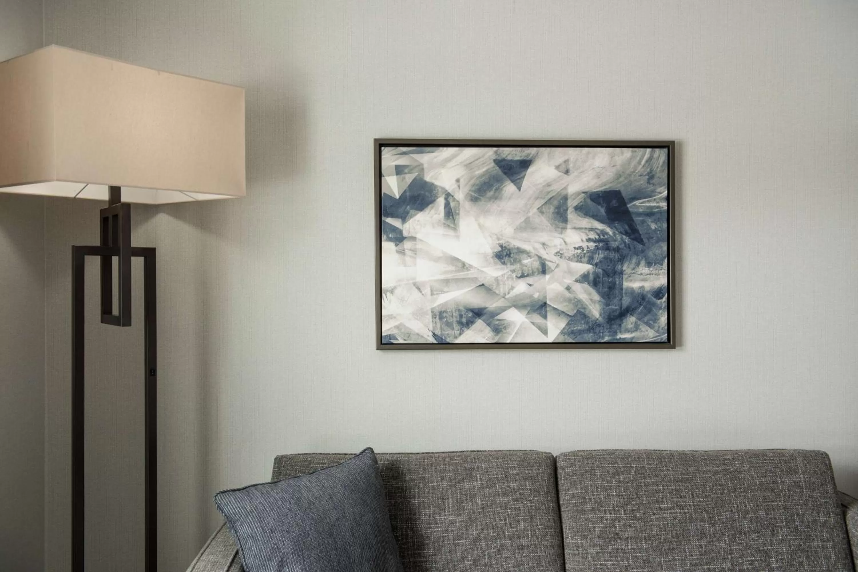 Living room in Hilton Garden Inn Hanover Lebanon