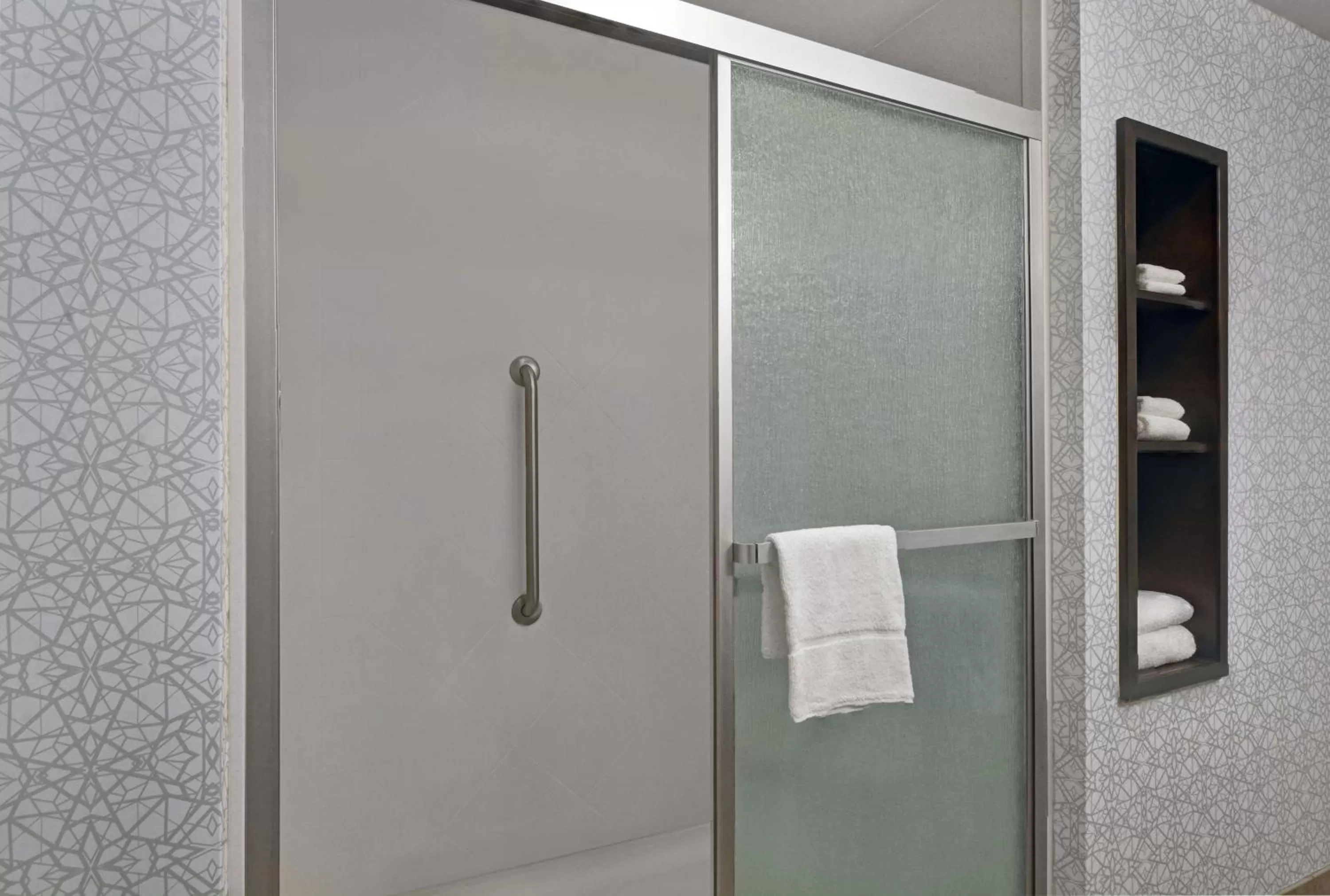 Bathroom in Hampton Inn Bath - Brunswick Area , ME