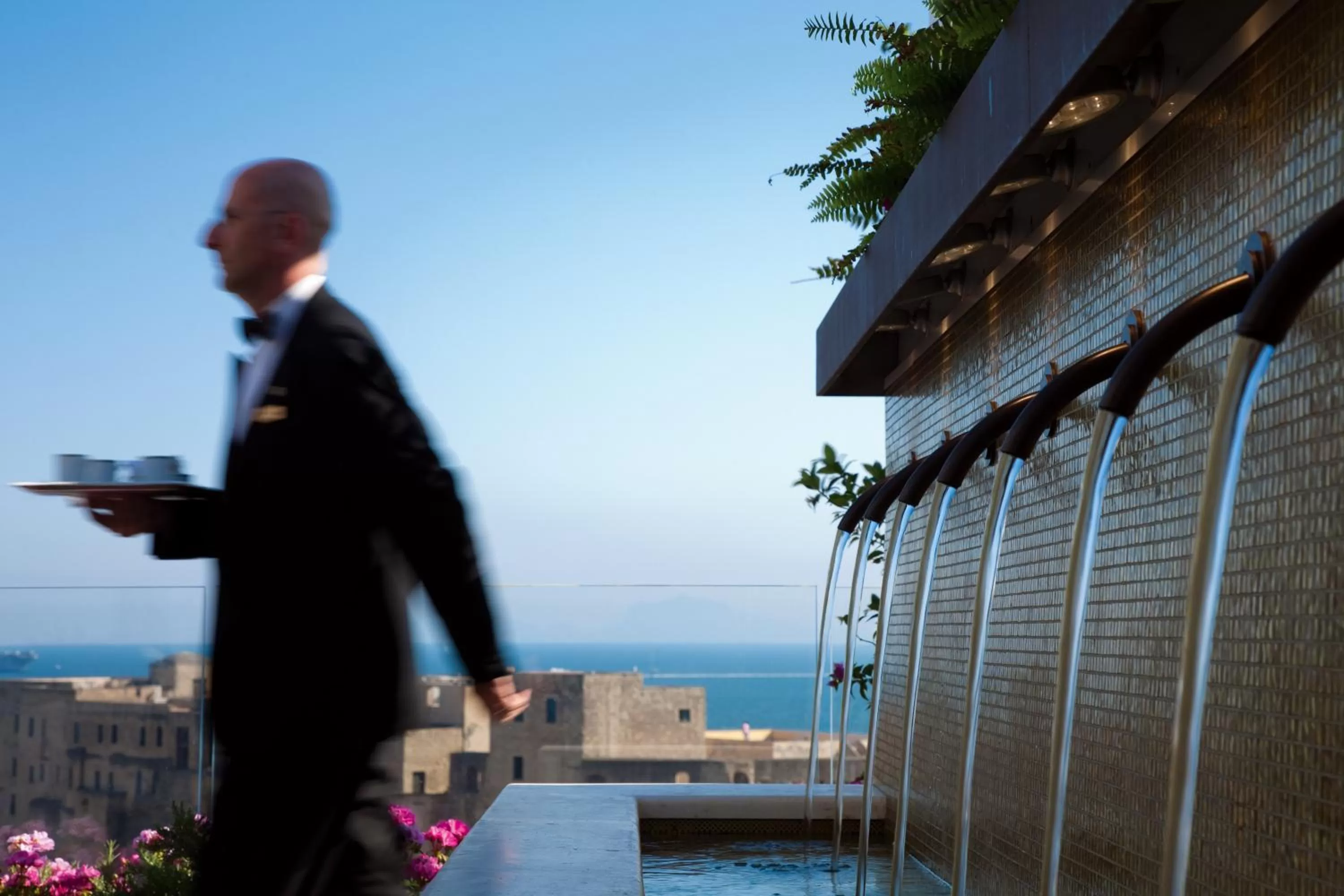 People in Grand Hotel Vesuvio