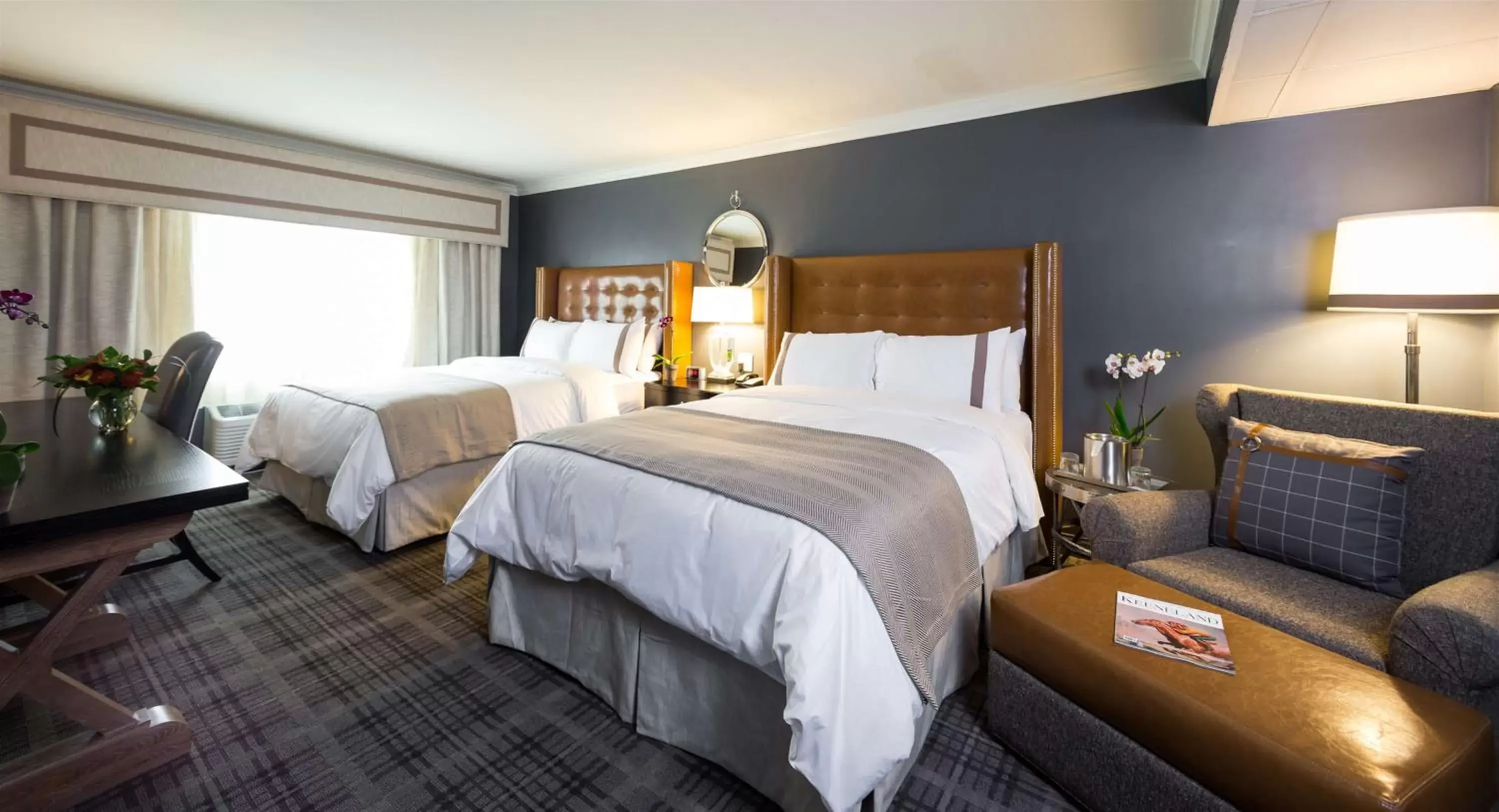 Queen Room with Two Queen Beds with Roll-In-Shower in The Campbell House Lexington, Curio Collection by Hilton Queen Room with Two Queen Beds with Roll-In-Shower in The Campbell House Lexington, Curio Collection by Hilton