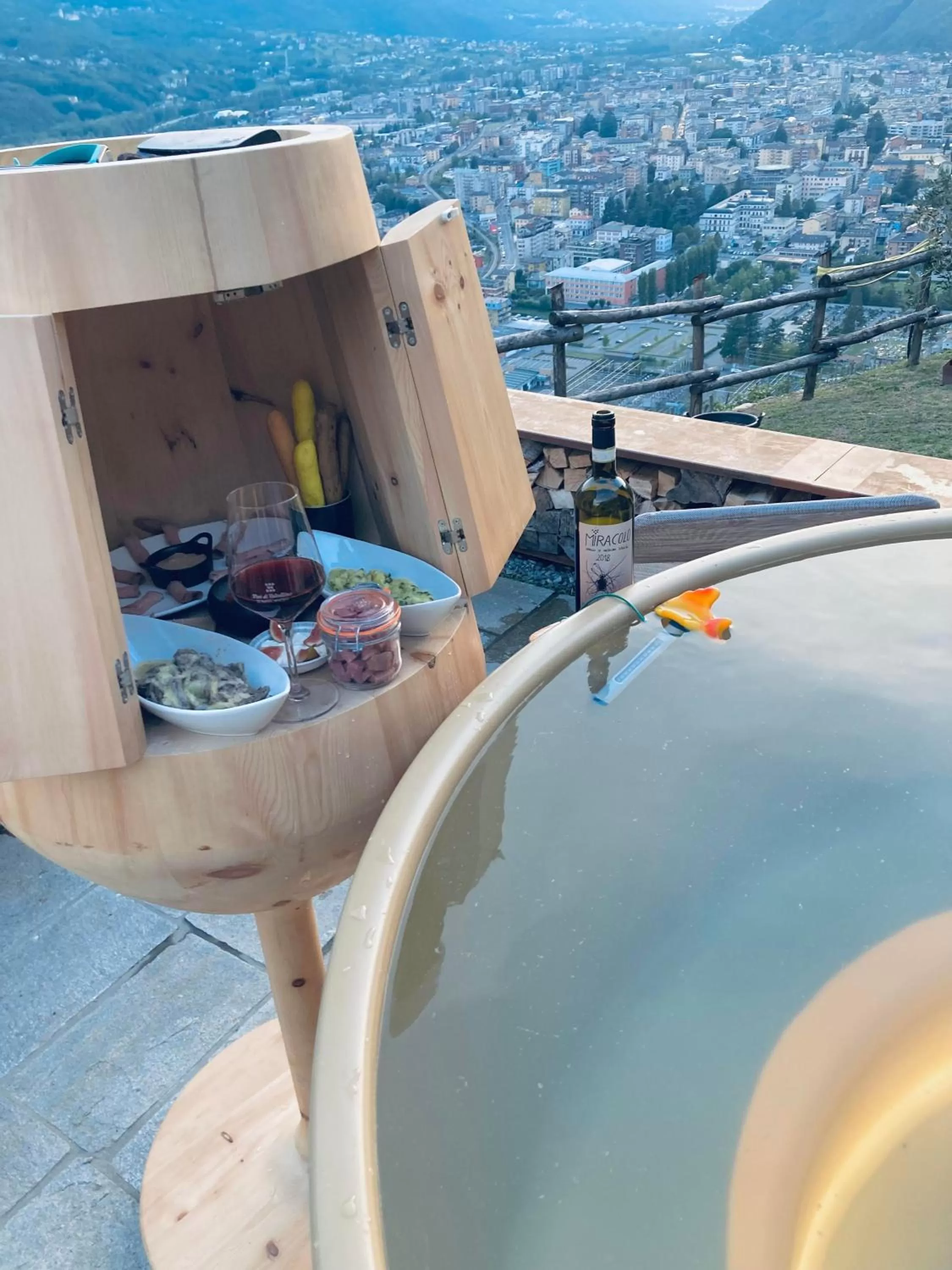 Restaurant/places to eat in Cà Rossa #panoramic suite