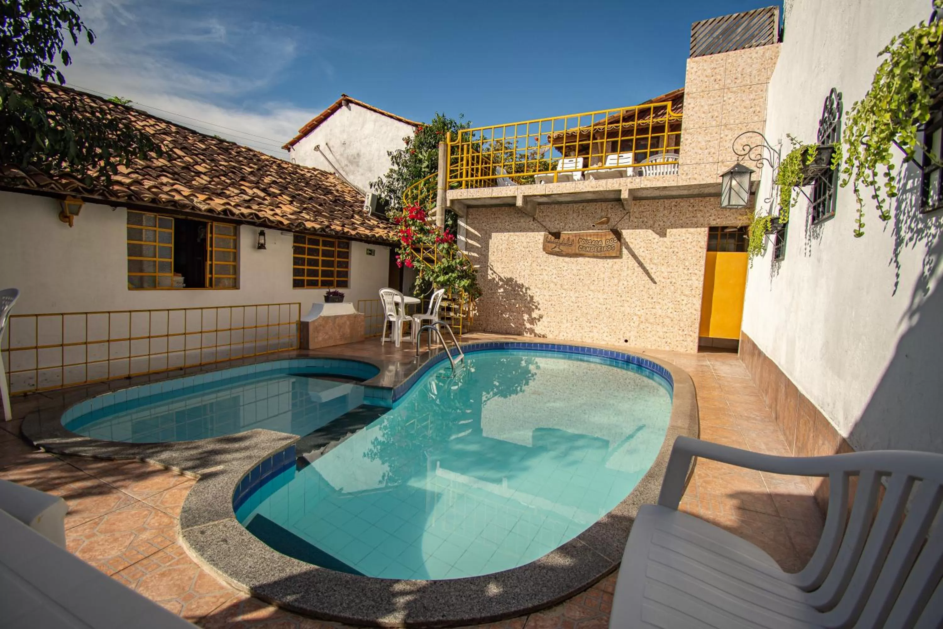 Swimming pool in Pousada dos Candeeiros