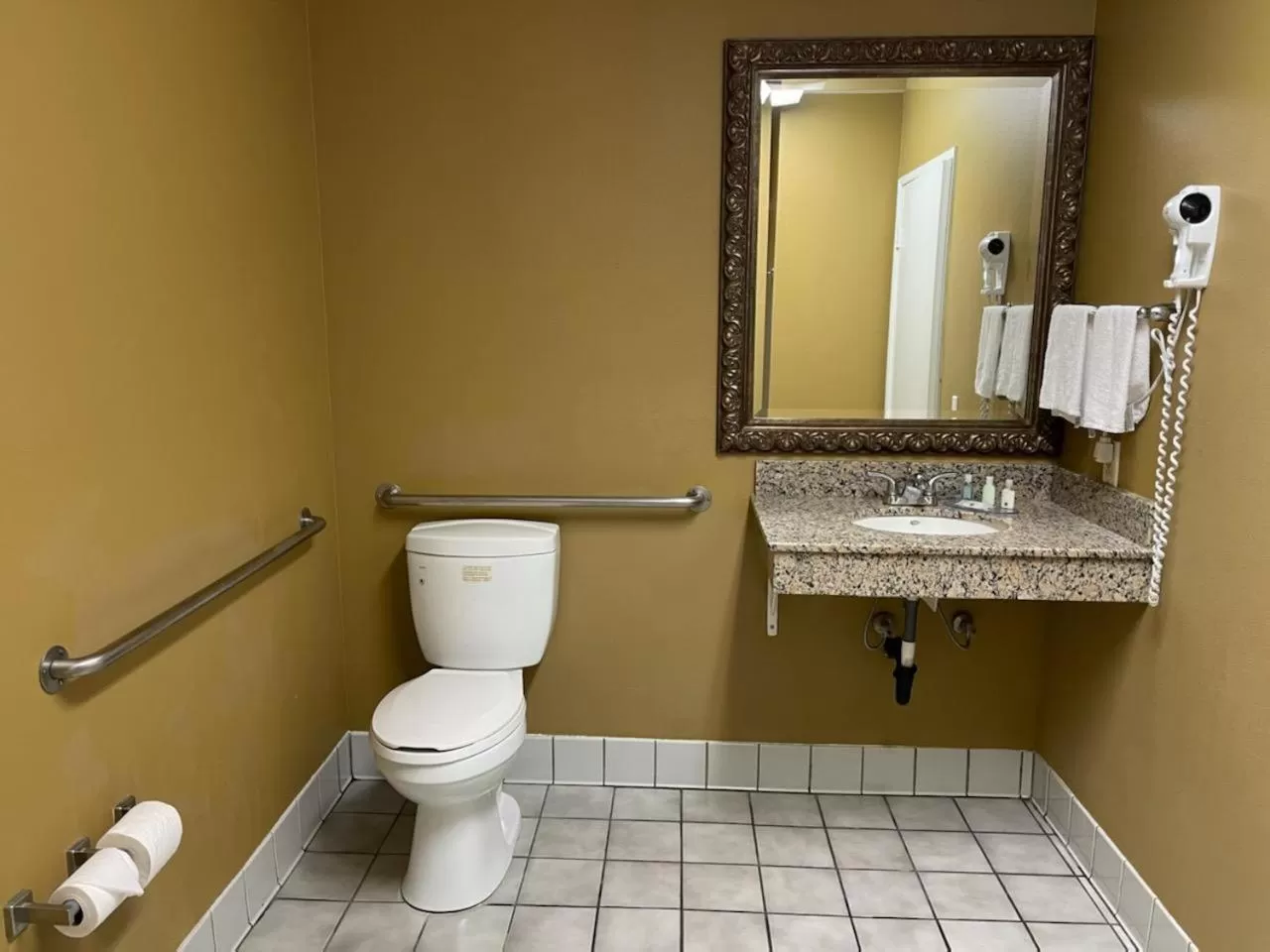 Bathroom in Quality Inn & Suites Westminster Seal Beach