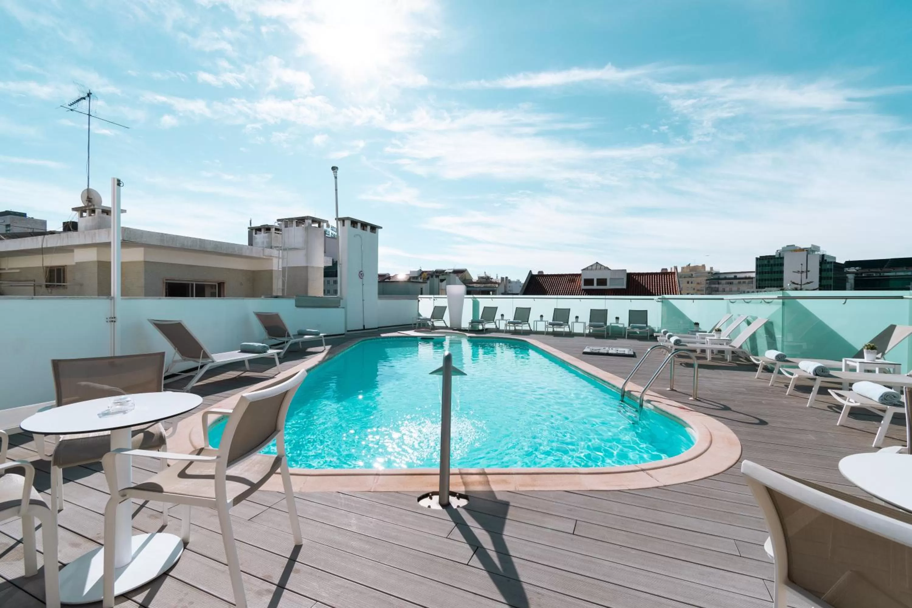 Swimming pool in SANA Reno Hotel