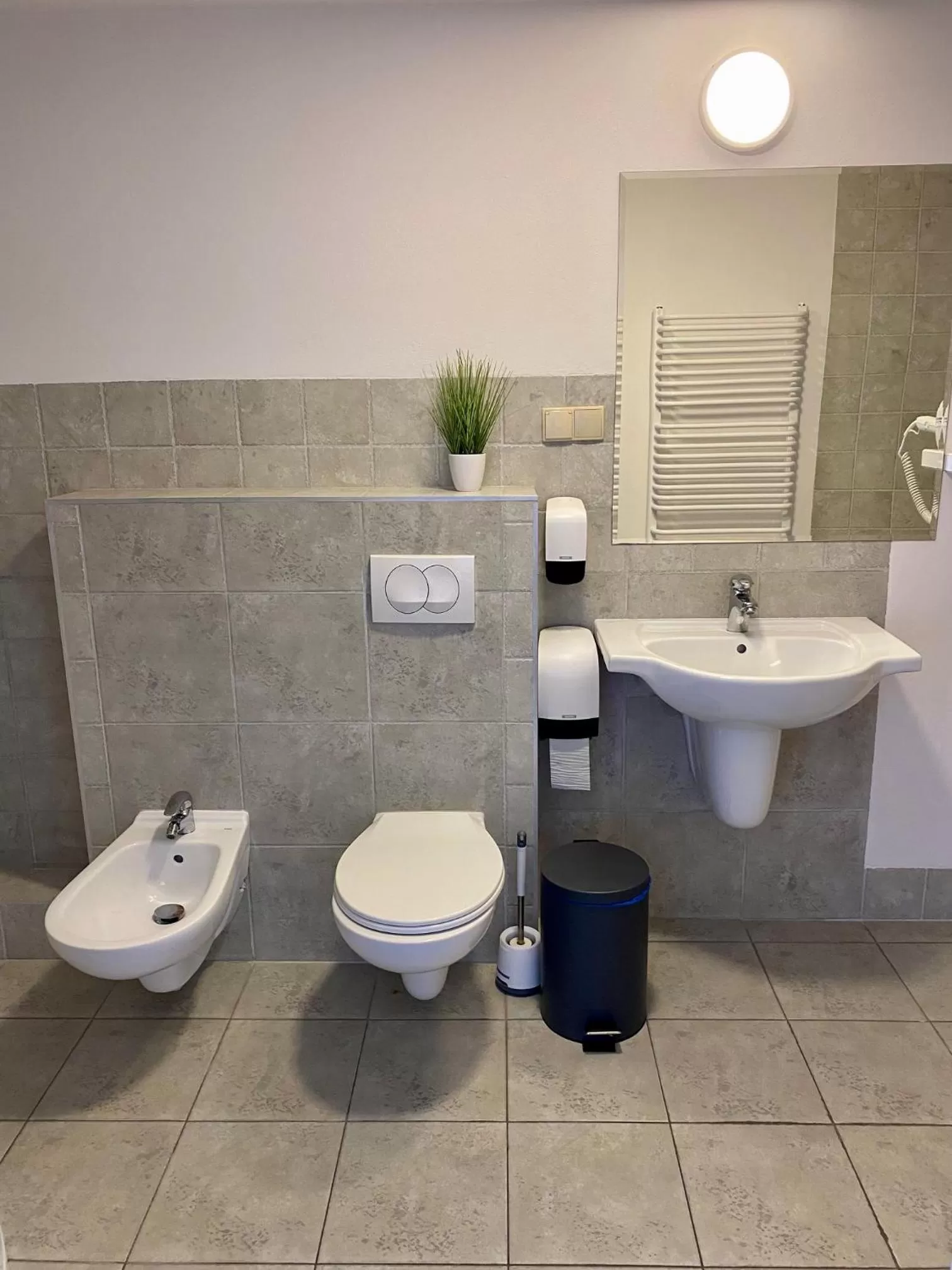 HOTEL CICHA WODA NIEPORĘT