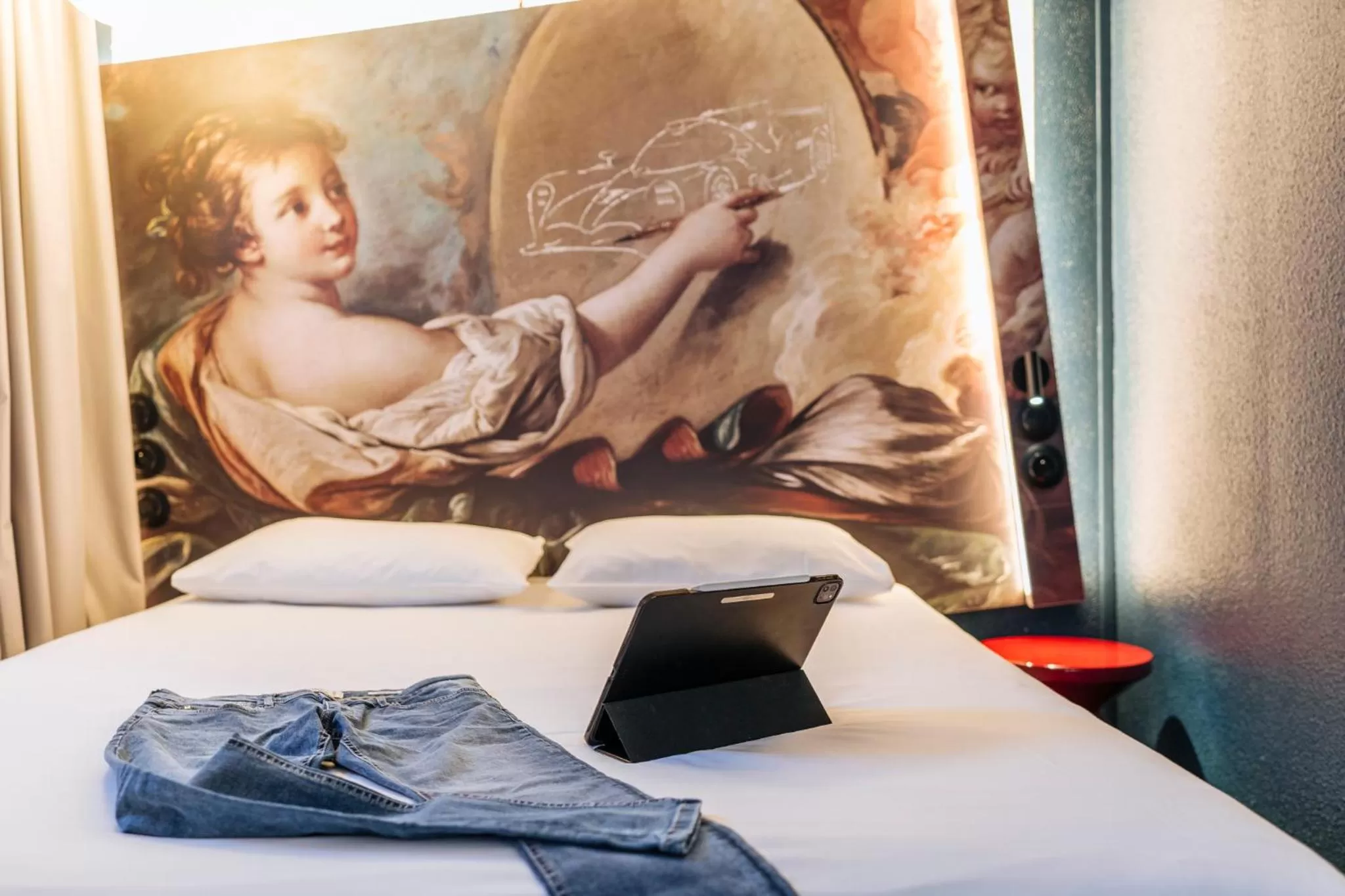 Bedroom, Bed in ibis Styles Le Mans Gare Sud