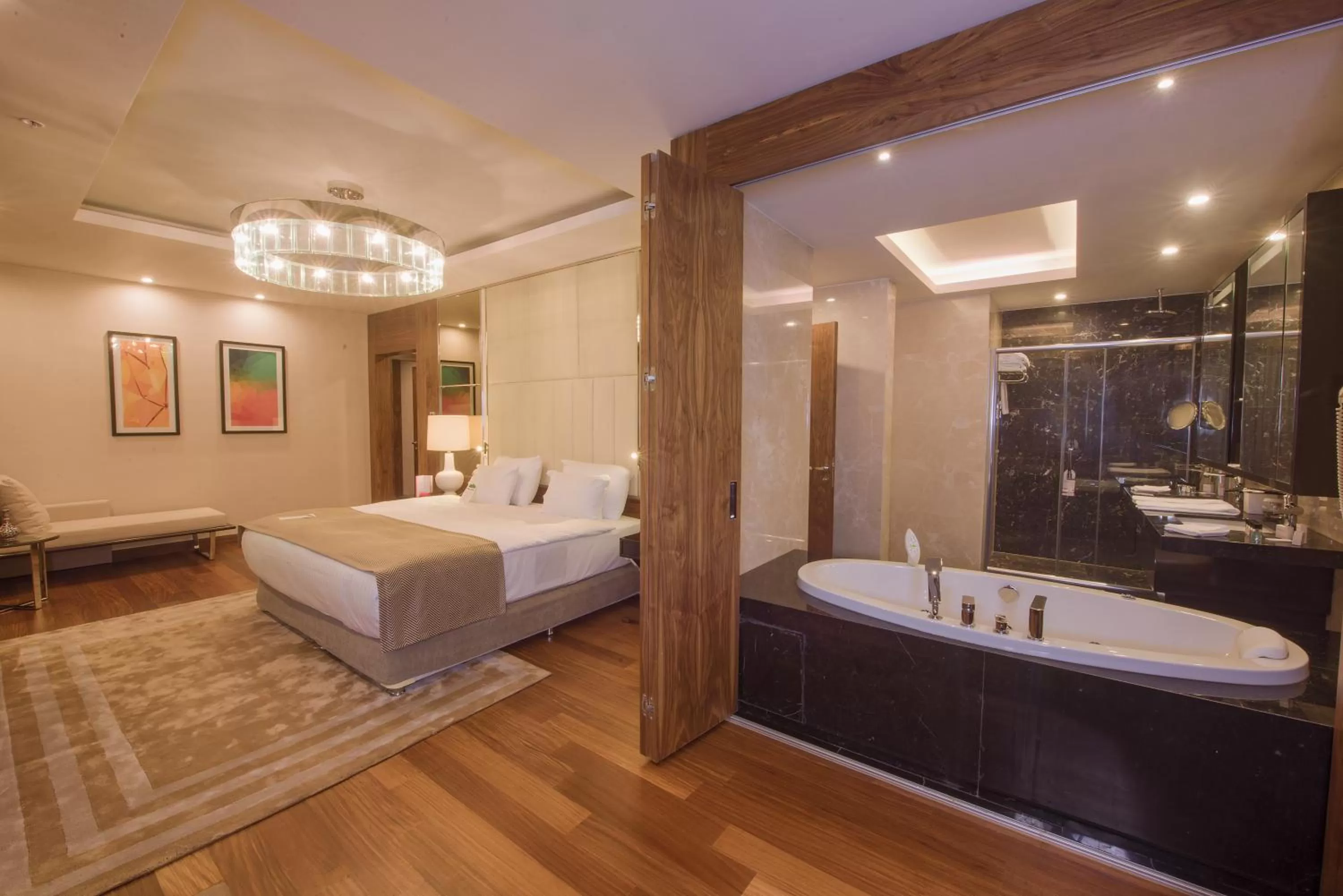 Bathroom, Bed in Ramada Plaza By Wyndham Konya