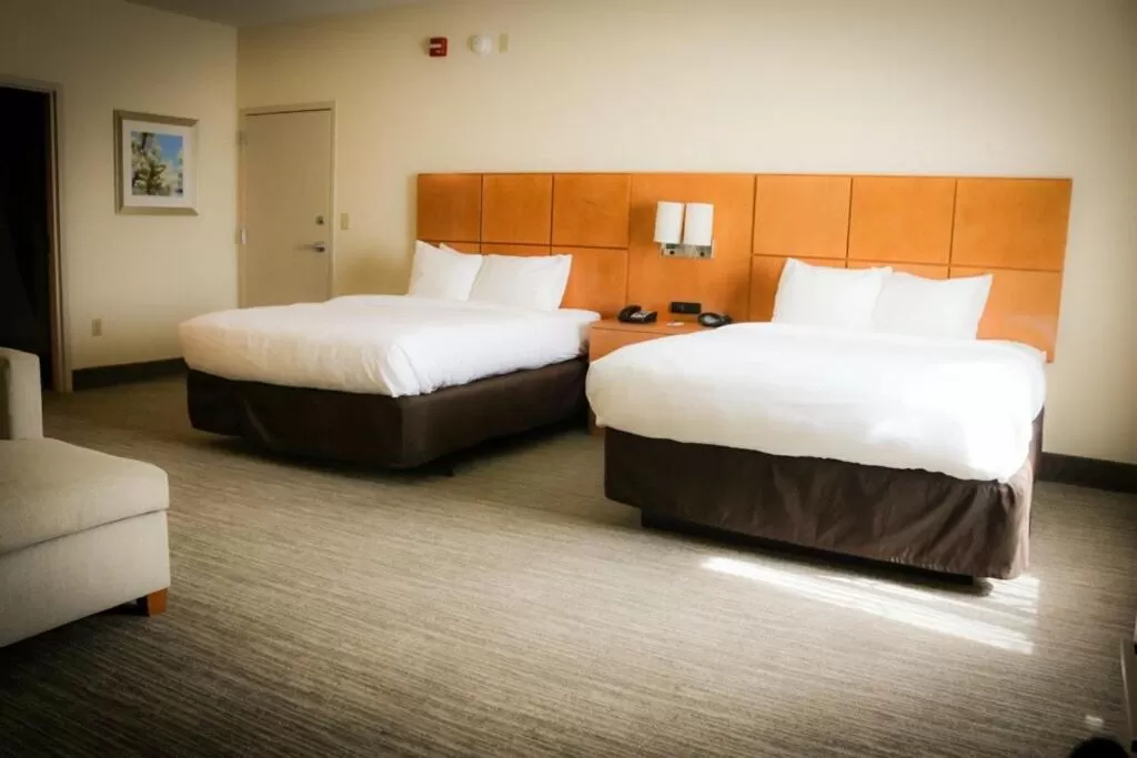 Bed in Comfort Suites Bossier City - Shreveport East