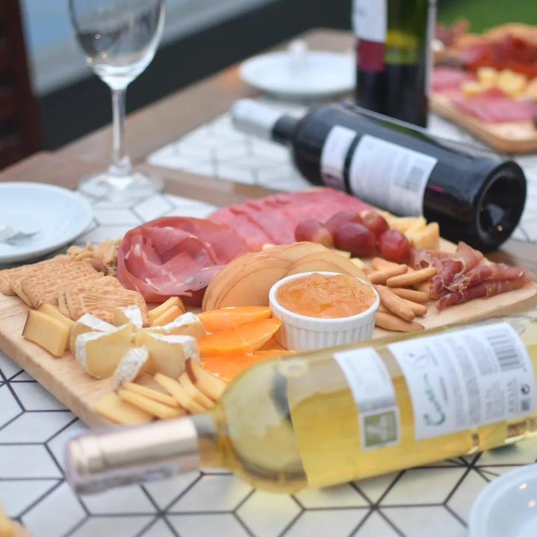 Food in Jade Hotel and Suites