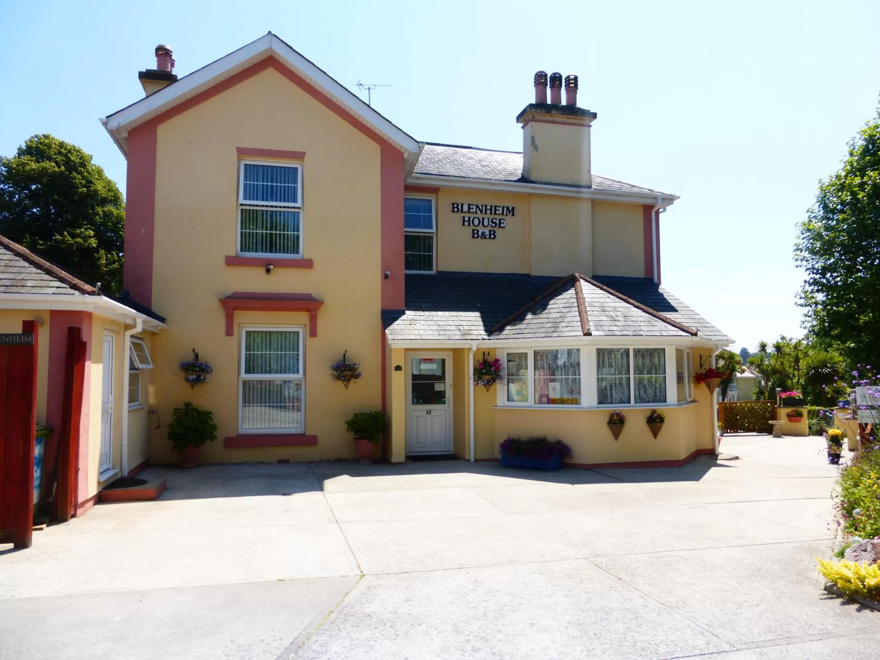 Facade/entrance in Blenheim House
