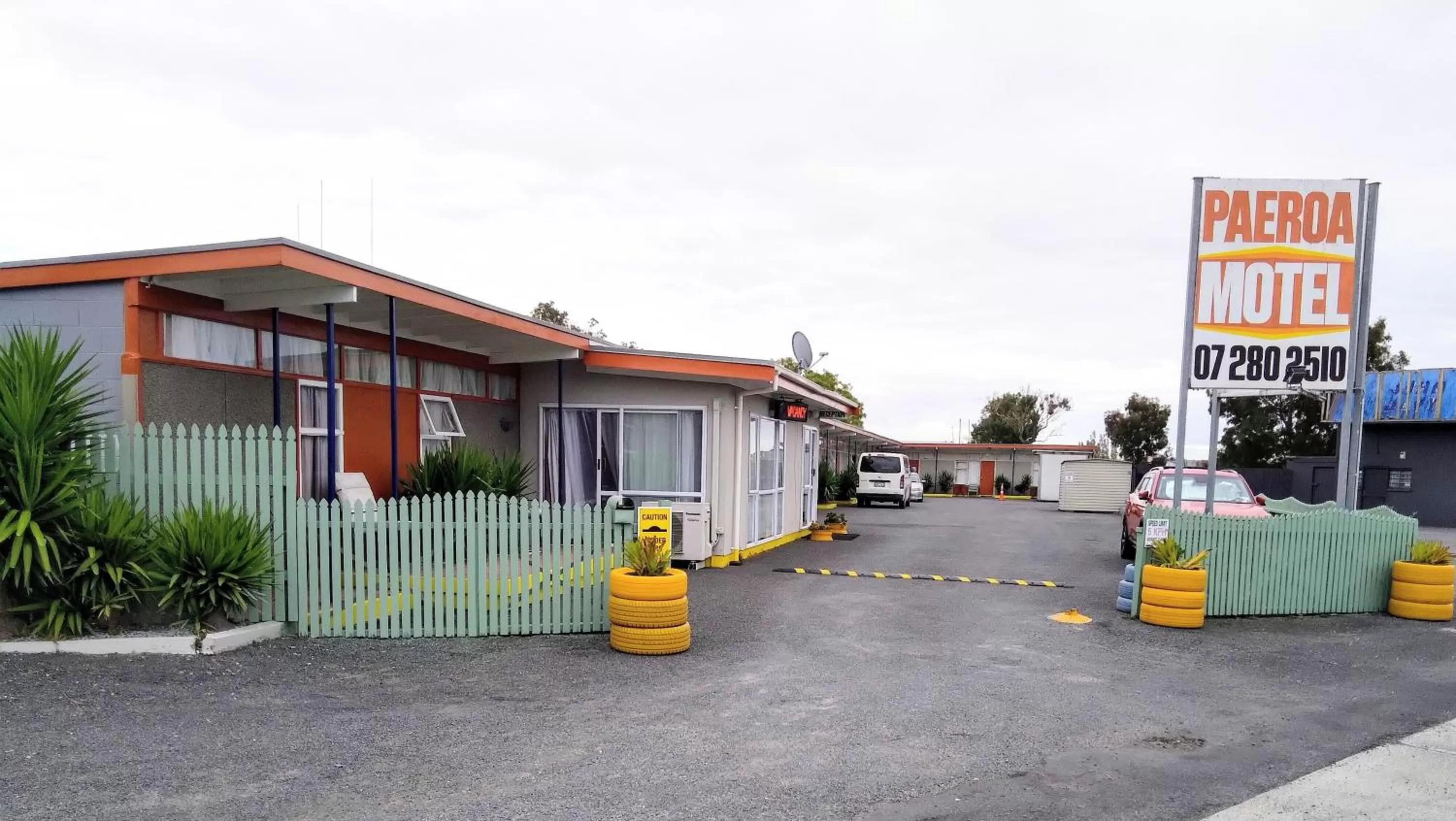Property Building in Paeroa Rail Trail Motel