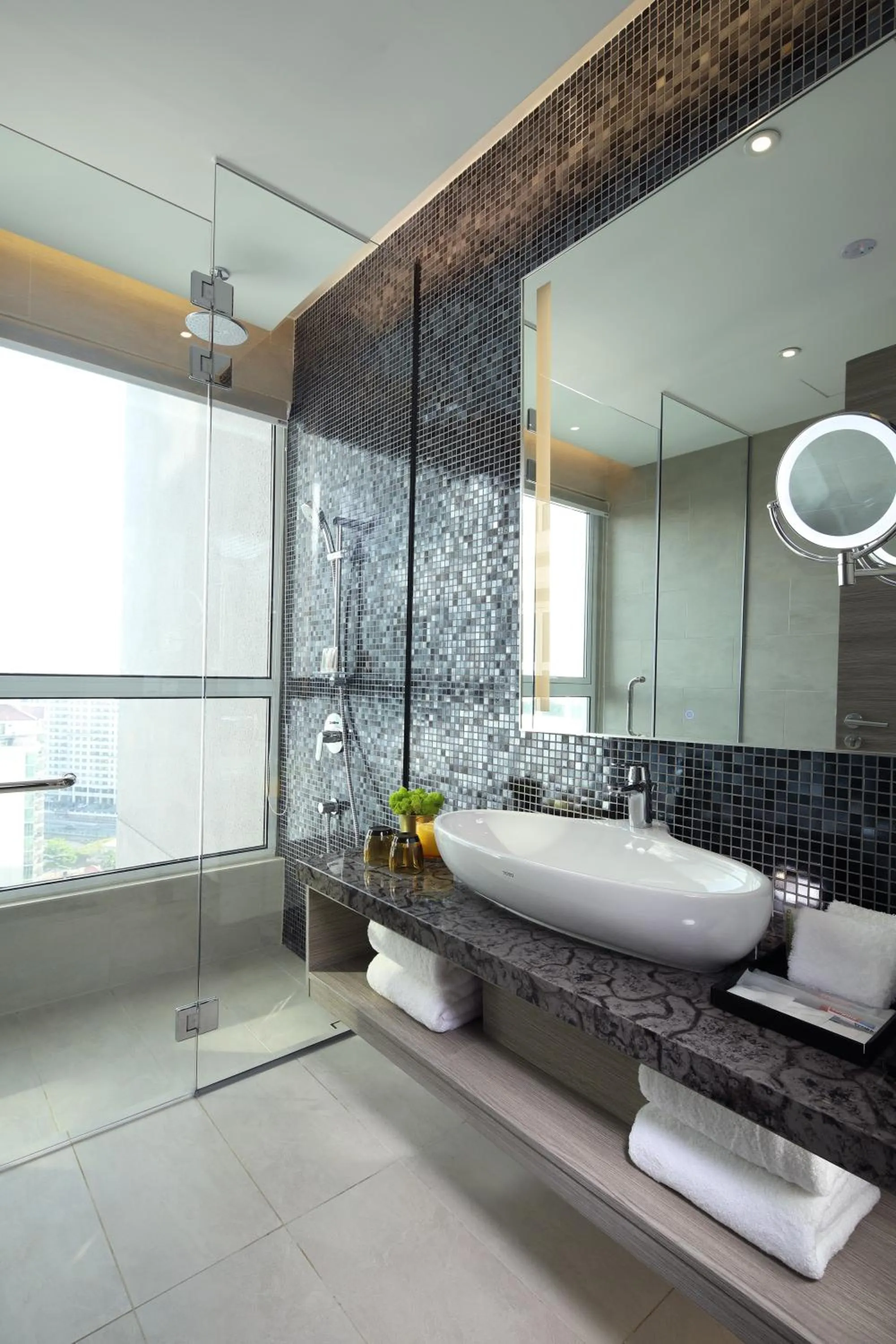 Bathroom in Capri by Fraser Johor Bahru