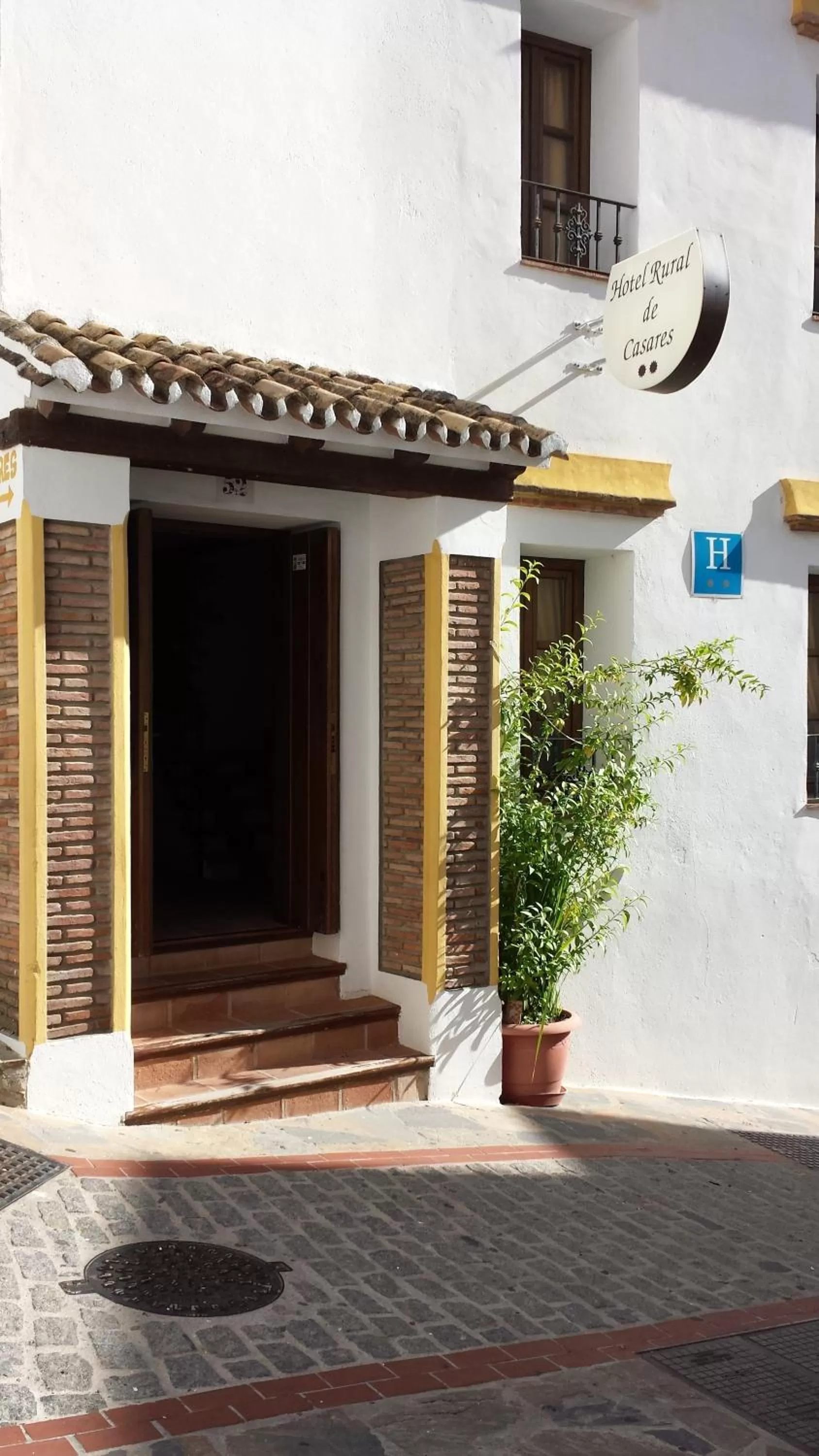 Facade/entrance in Hotel Rural Casares
