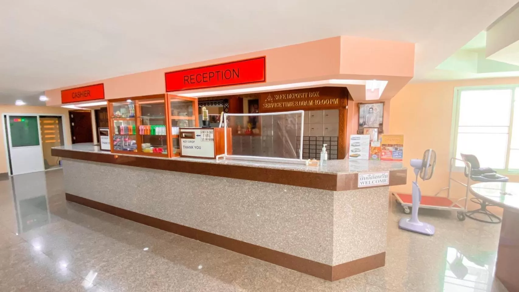 Lobby or reception in A.A. Pattaya Golden Beach Hotel