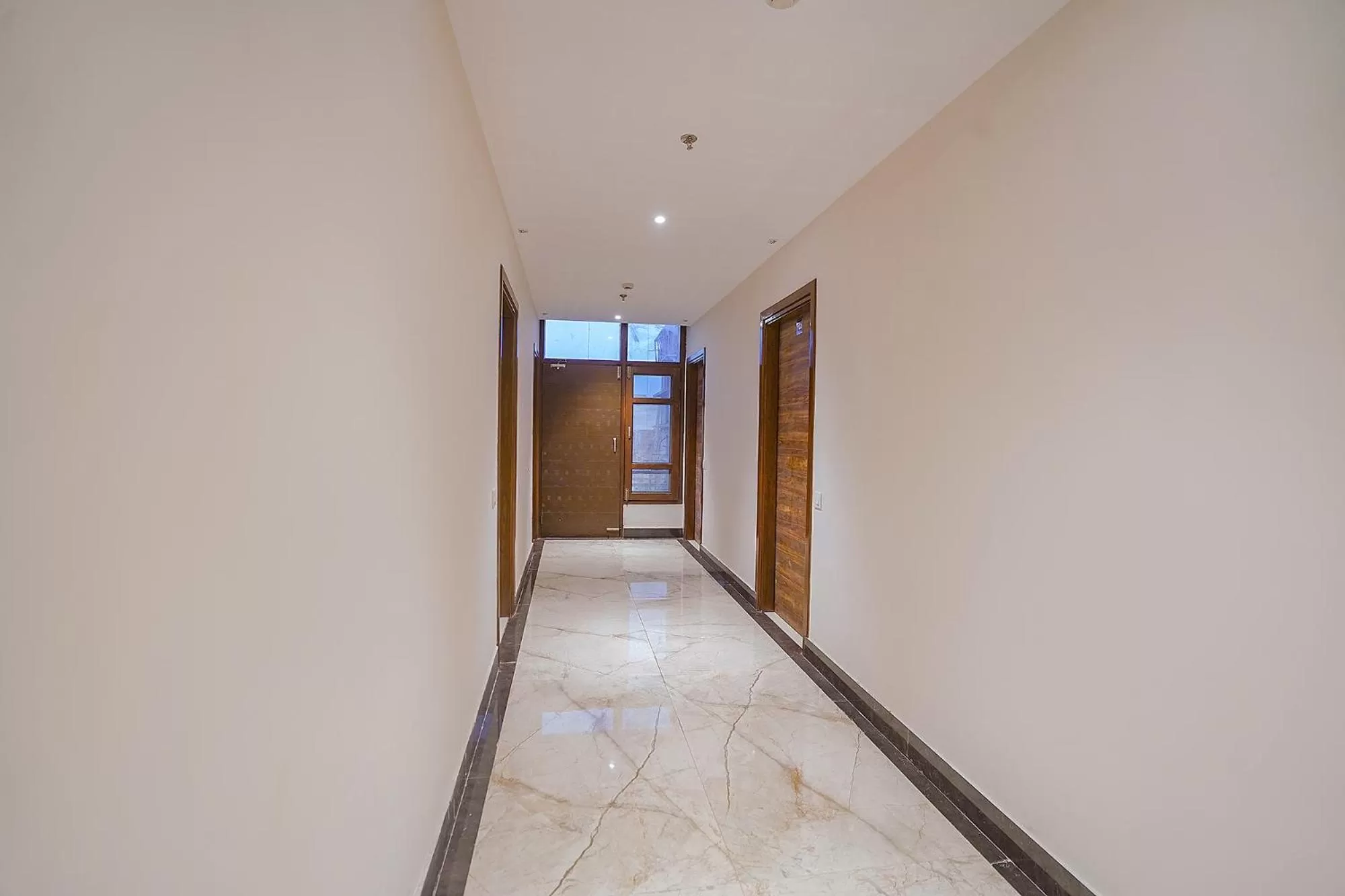 Lobby or reception in FabHotel HC Mohali Inn