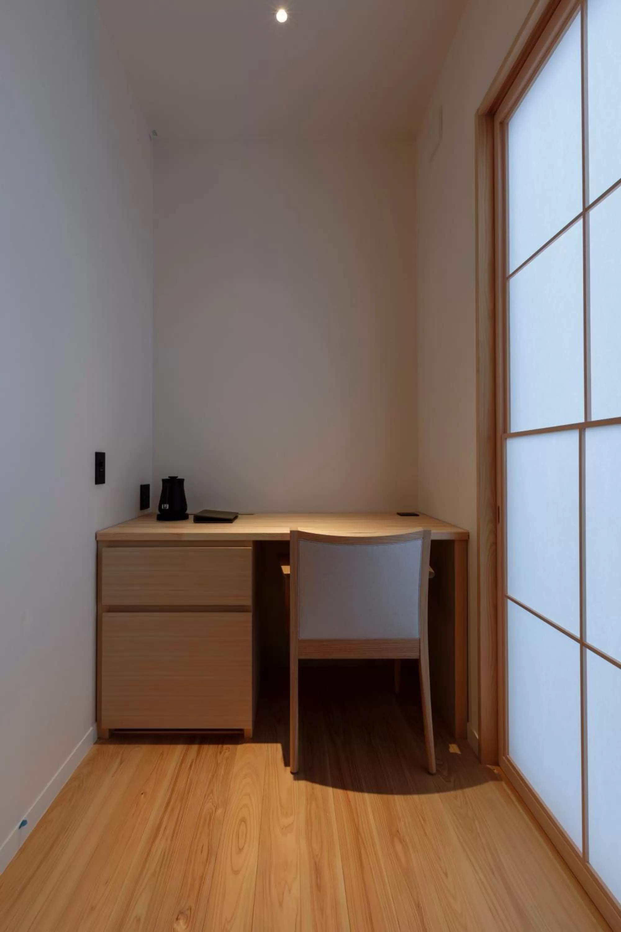 Photo of the whole room in yubune