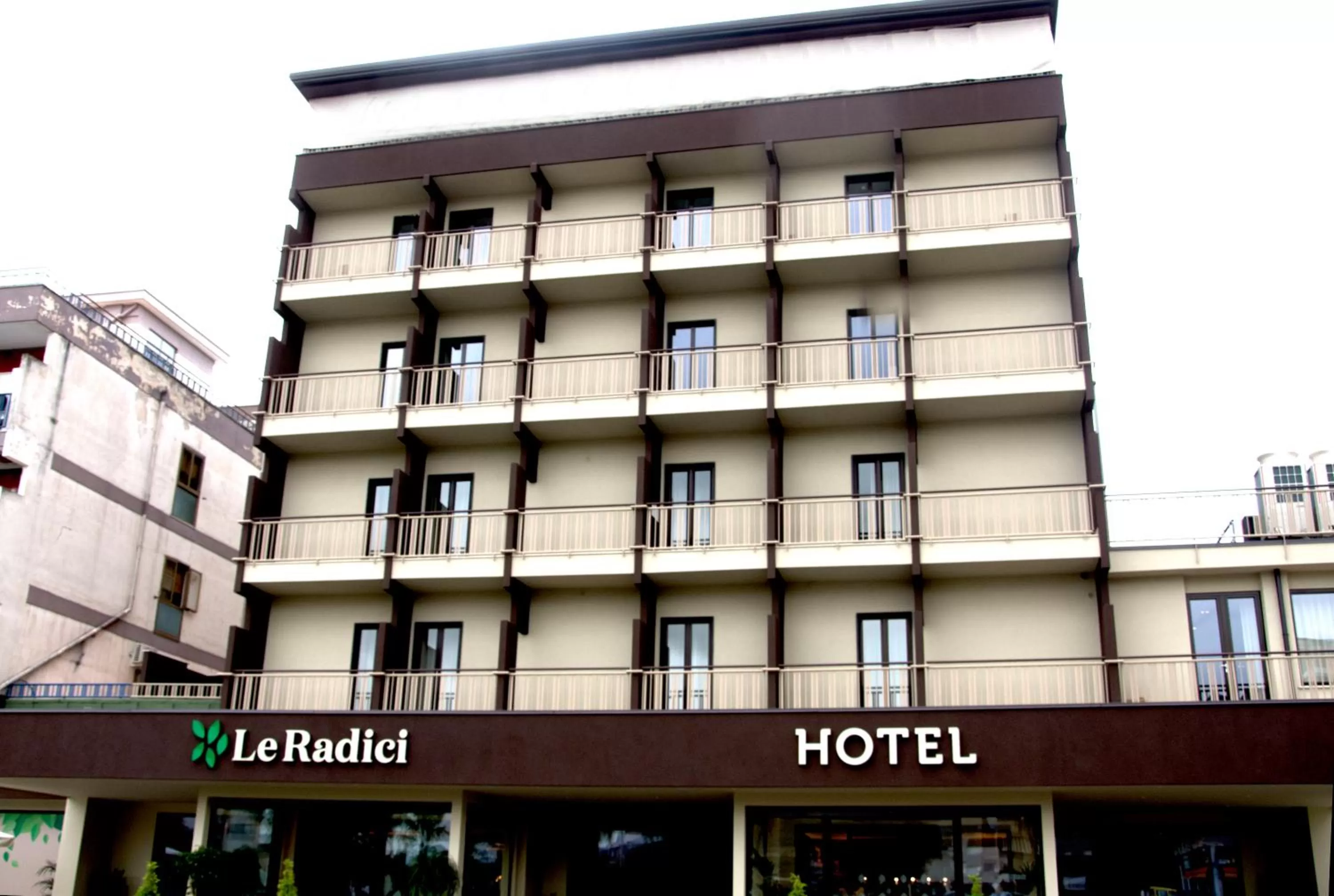 Property building in Hotel Commercio