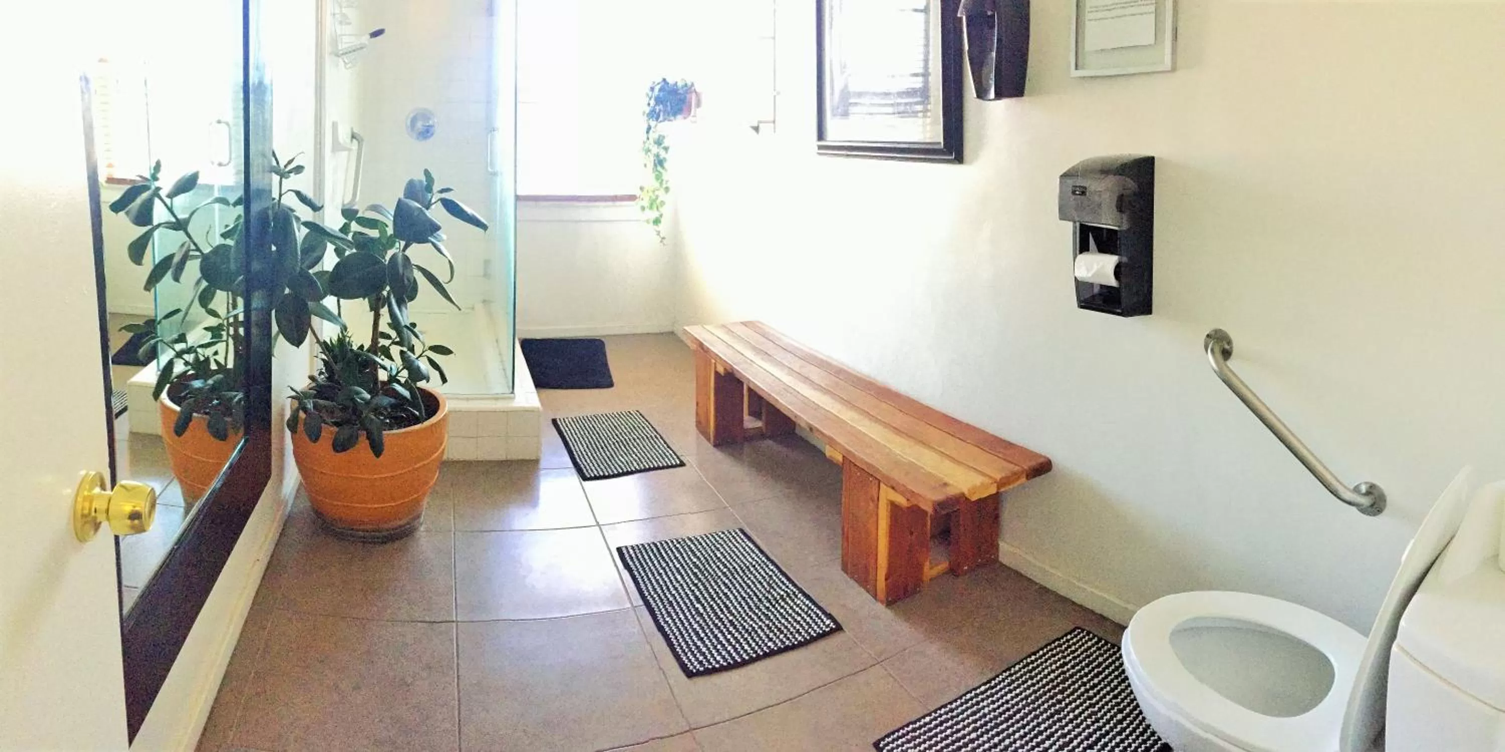 Bathroom in Hotel Royal