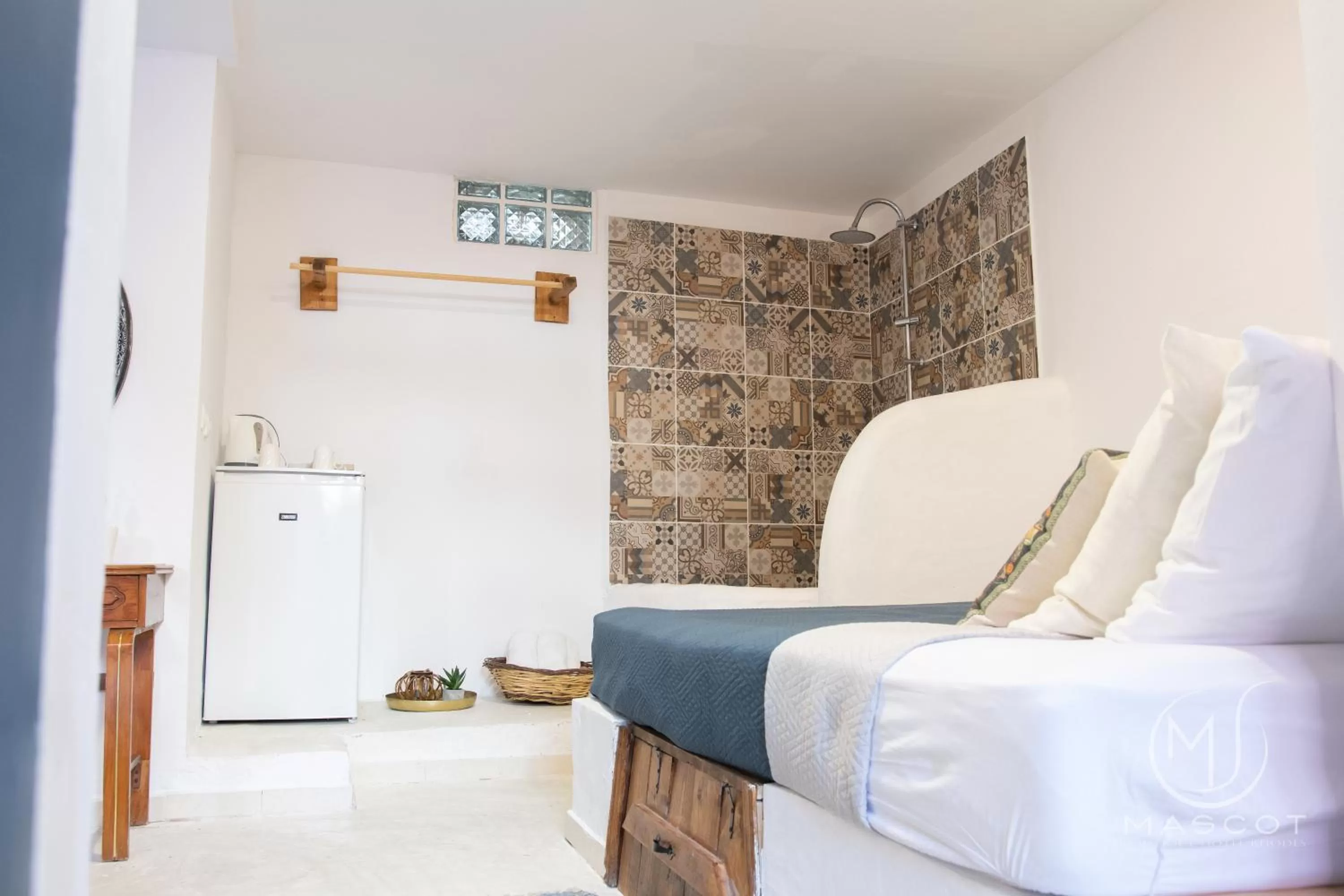 Bed in Mascot Garden Rooms