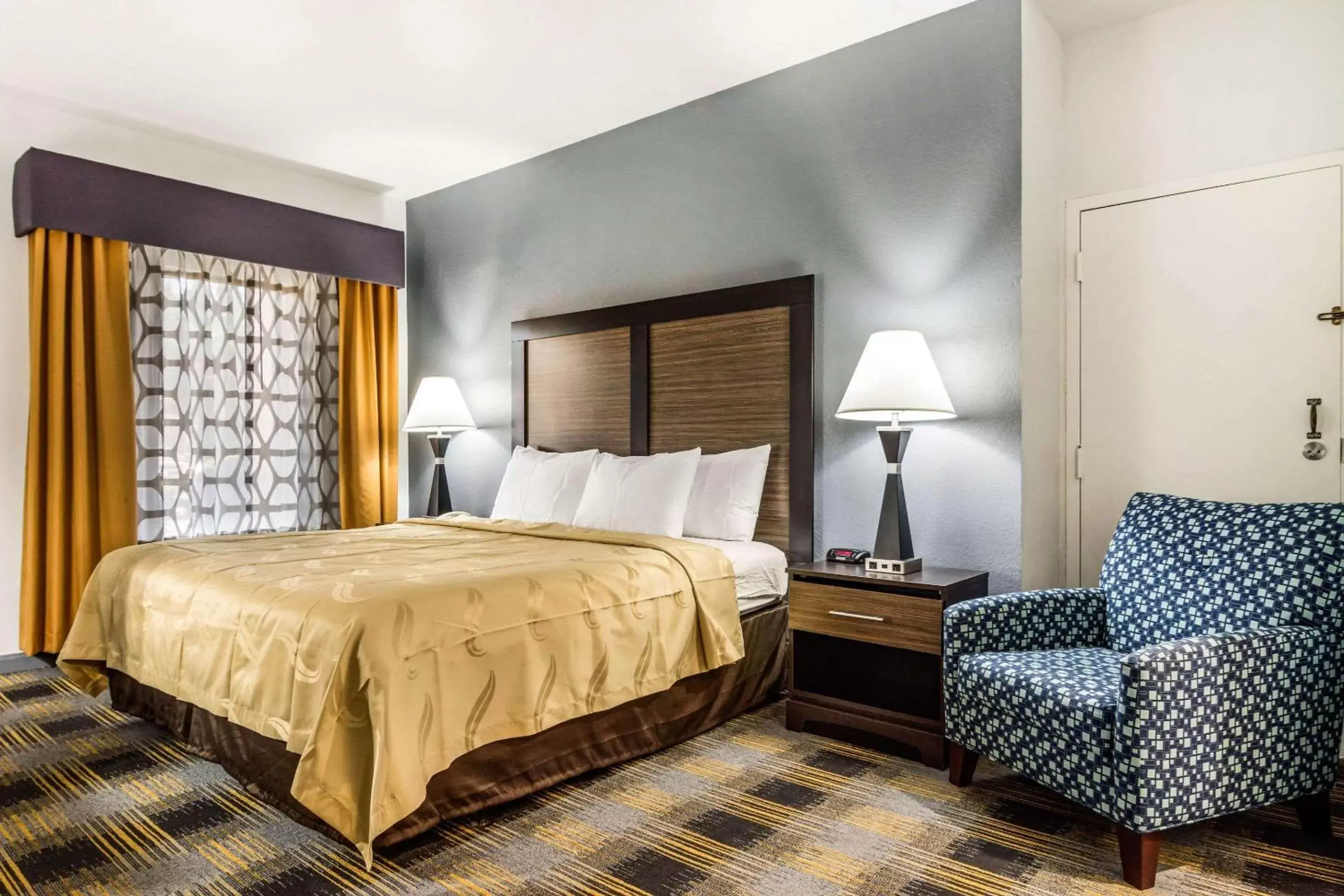 Quality Inn near Six Flags Douglasville Quality Inn near Six Flags Douglasville