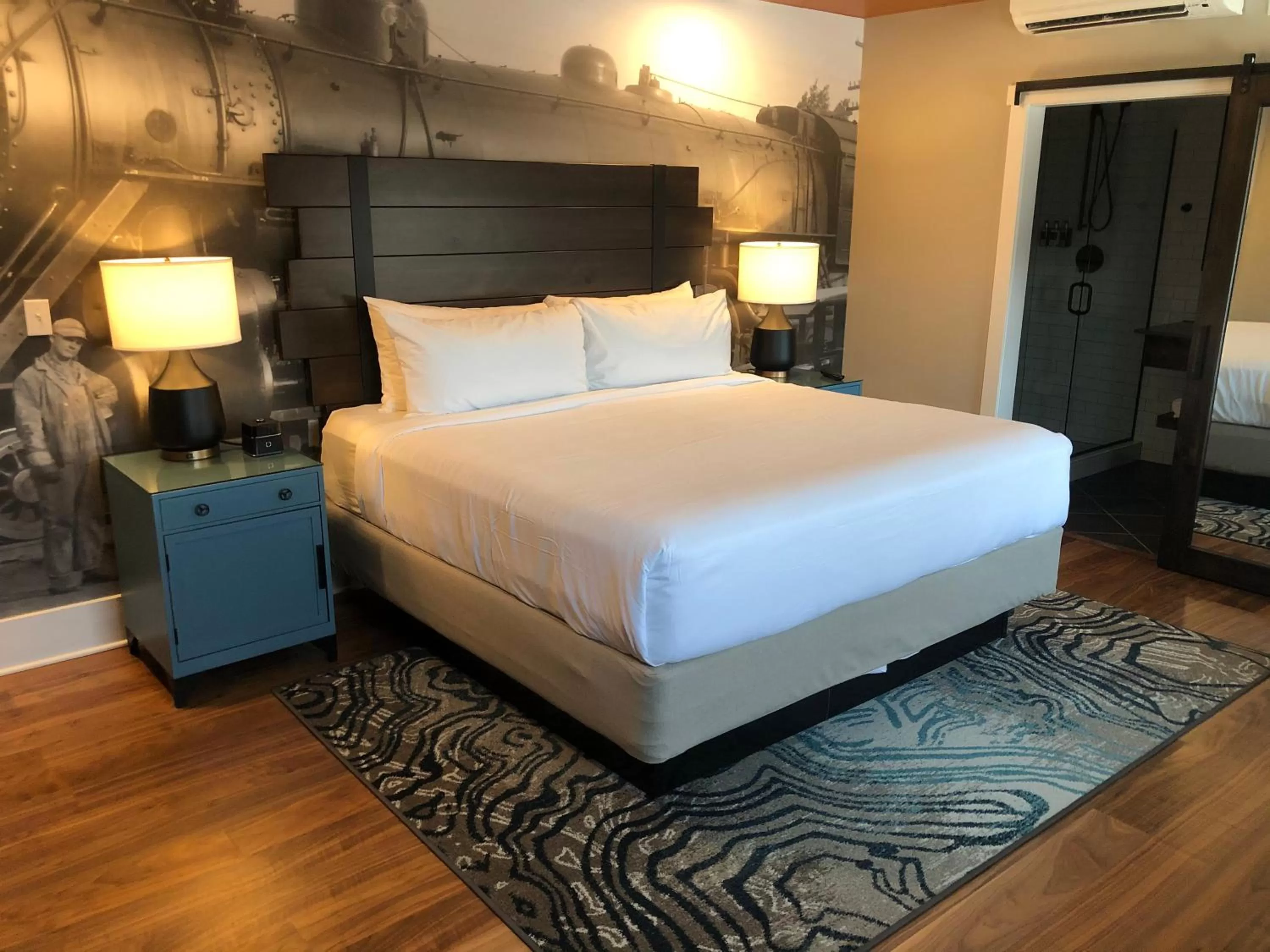 Photo of the whole room, Bed in Hotel Indigo Spokane Downtown by IHG