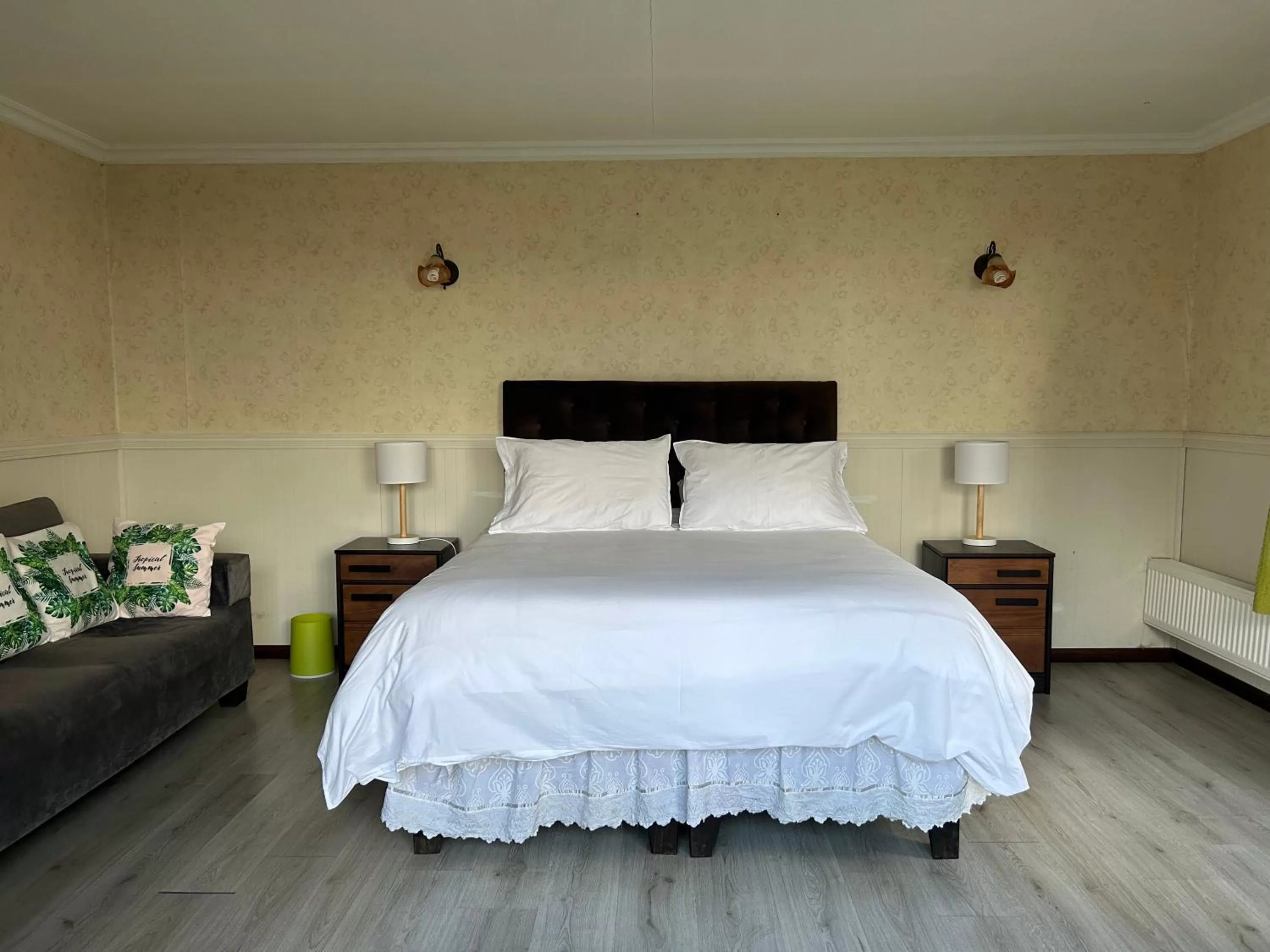 Property building, Bed in Hospedaje Isla Magdalena