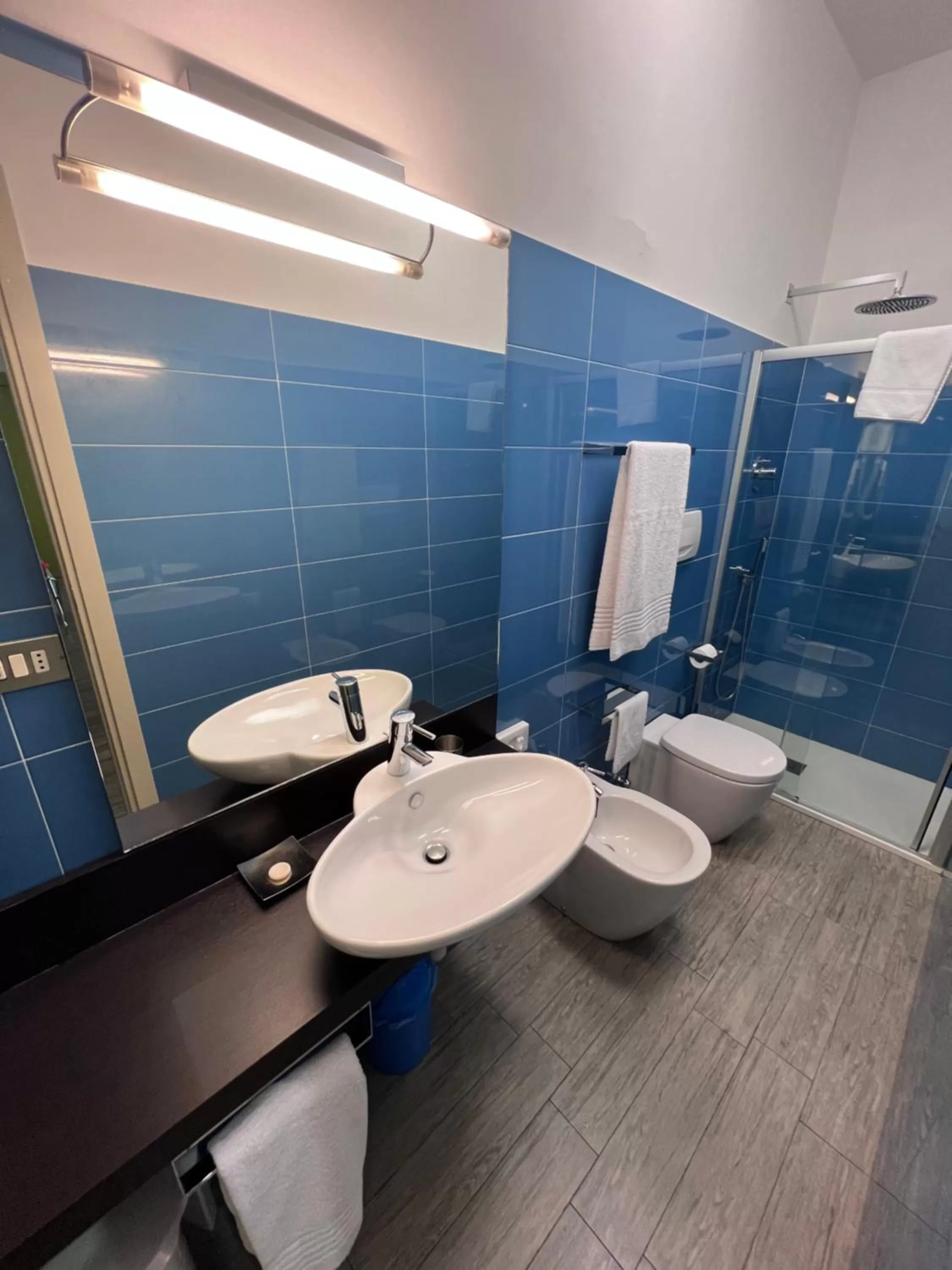 Shower in Residence Star