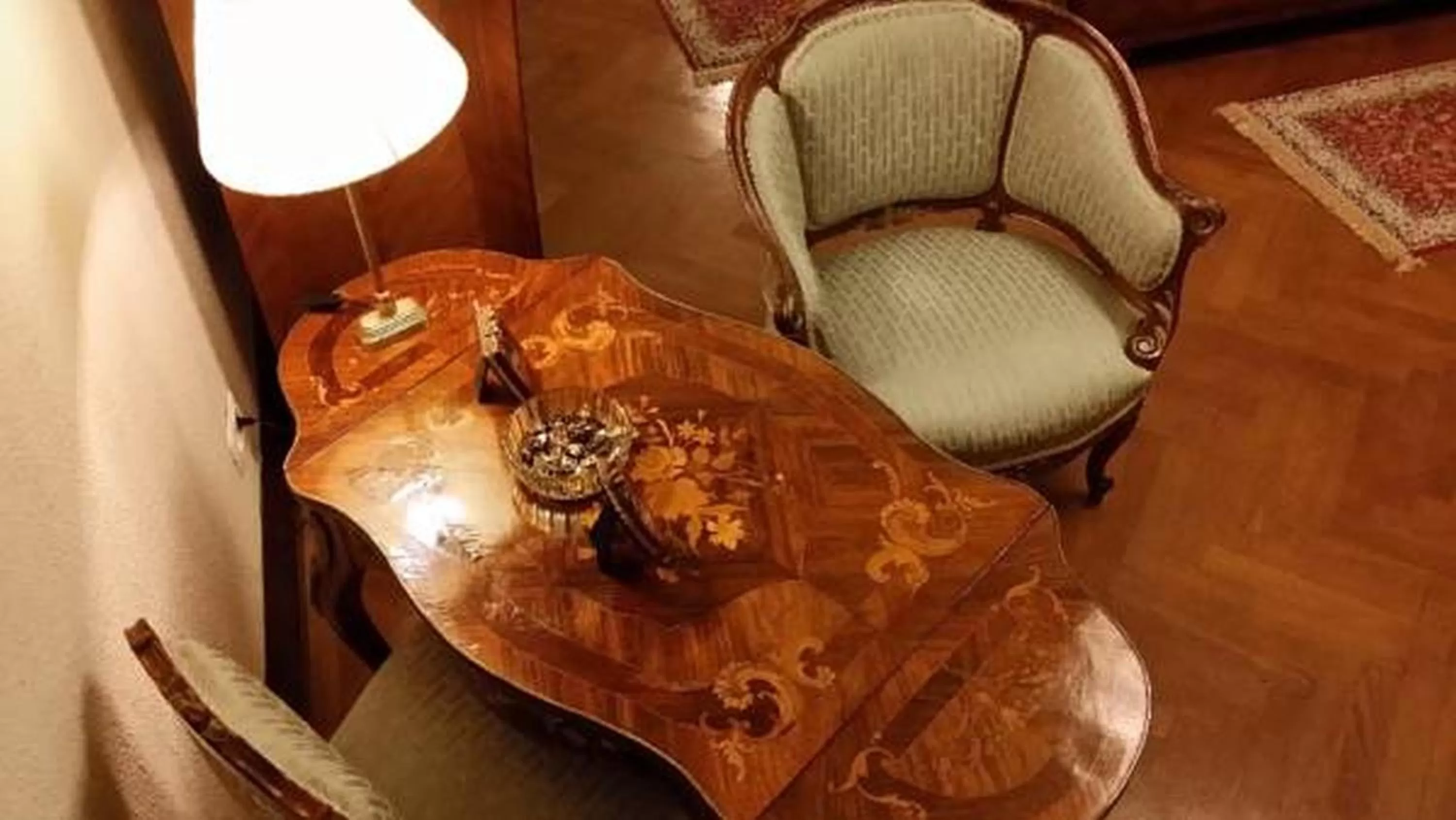 Grand Boutique Hotel