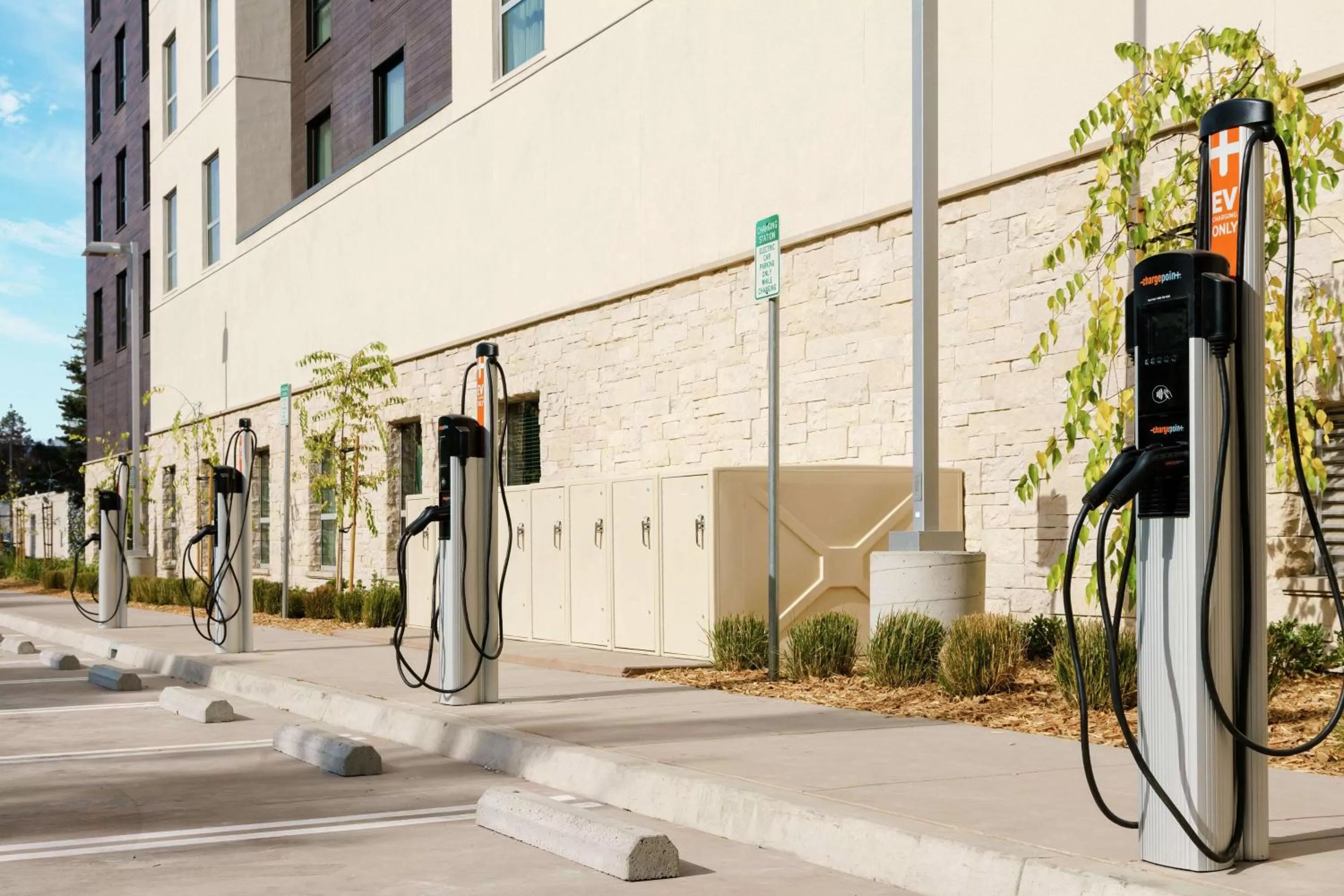 Property building in Hilton Garden Inn Sunnyvale