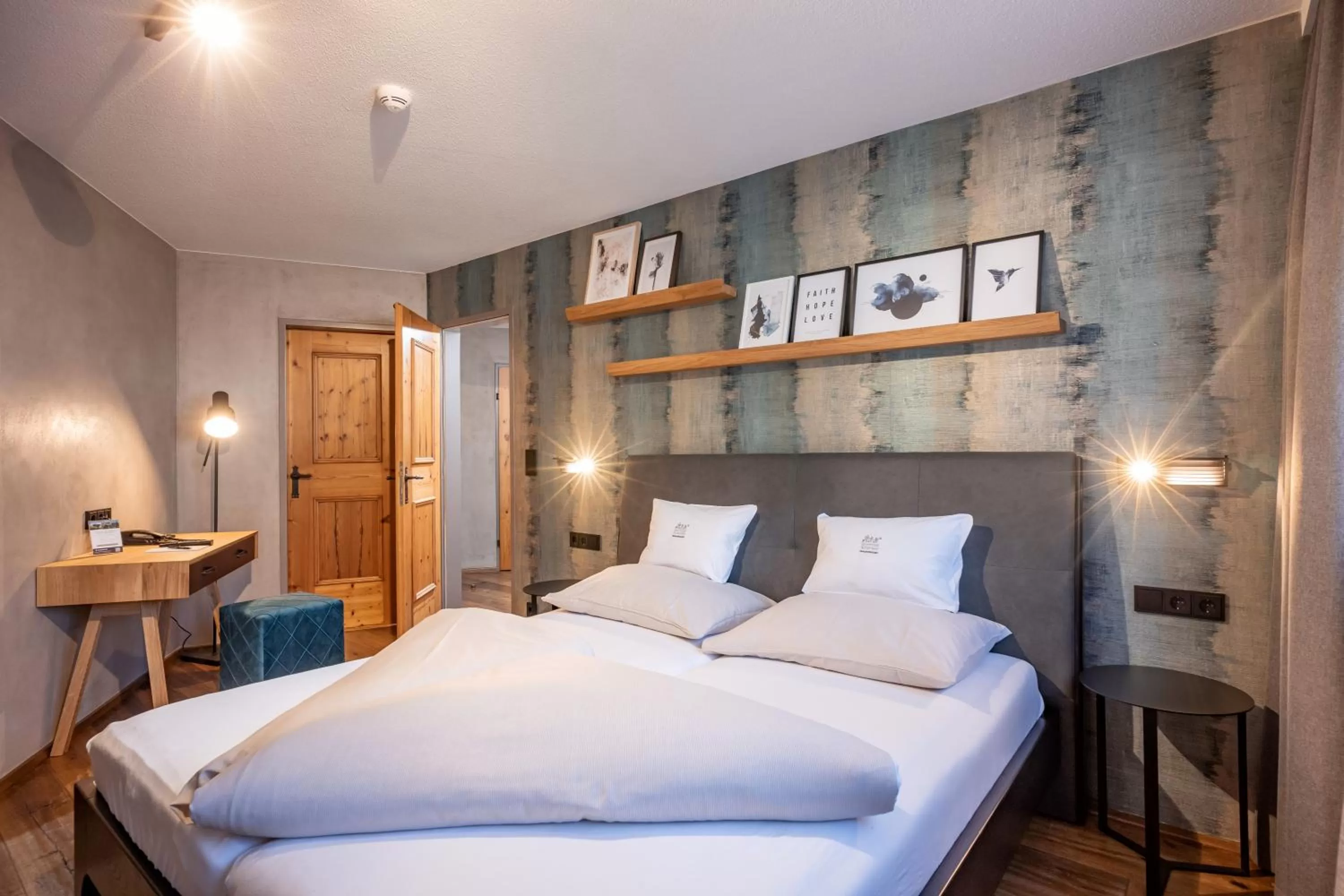 Bed in Familienparadies Sporthotel Achensee - FAMILIES ONLY