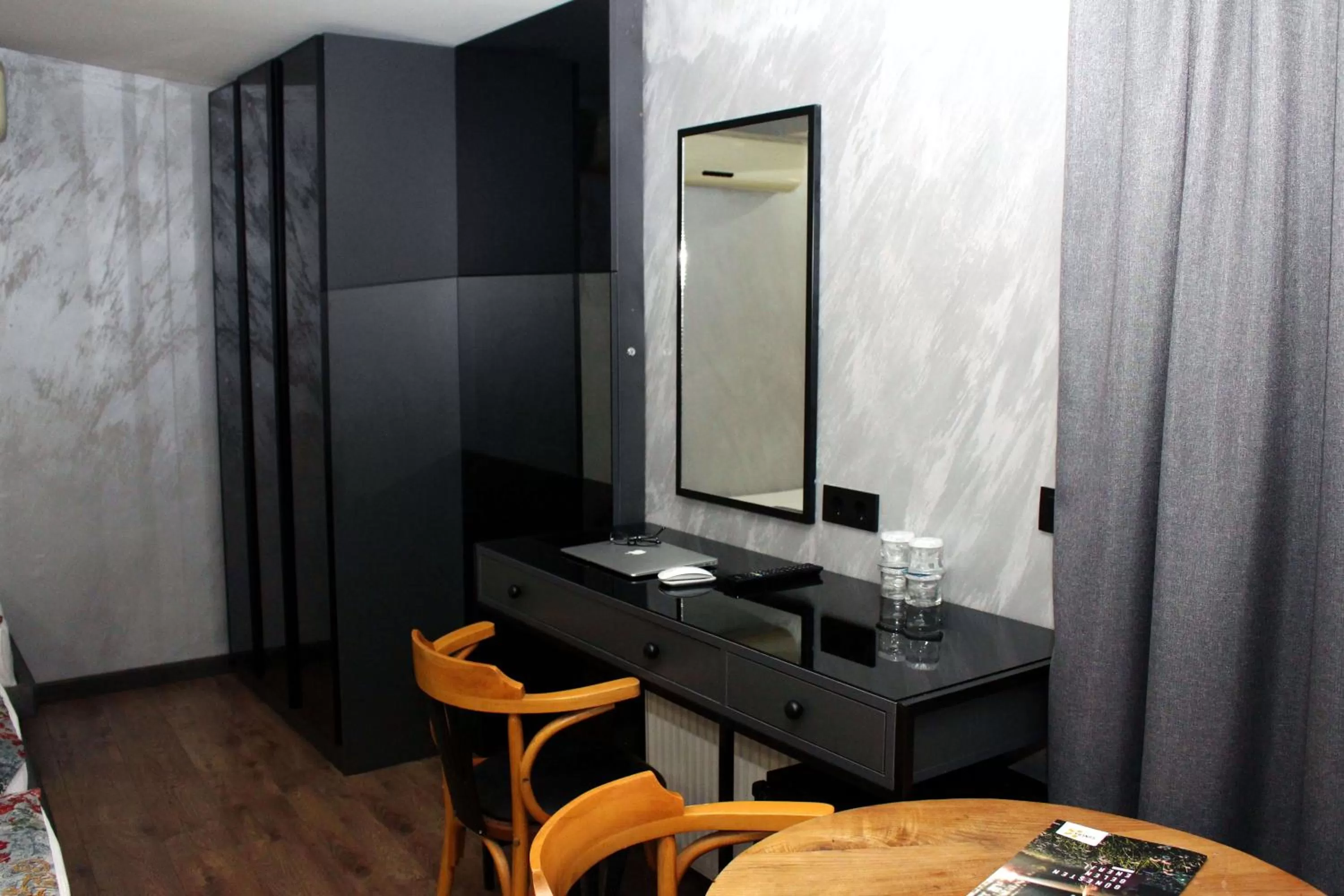 Dining area in Istanbul Fair Hotel