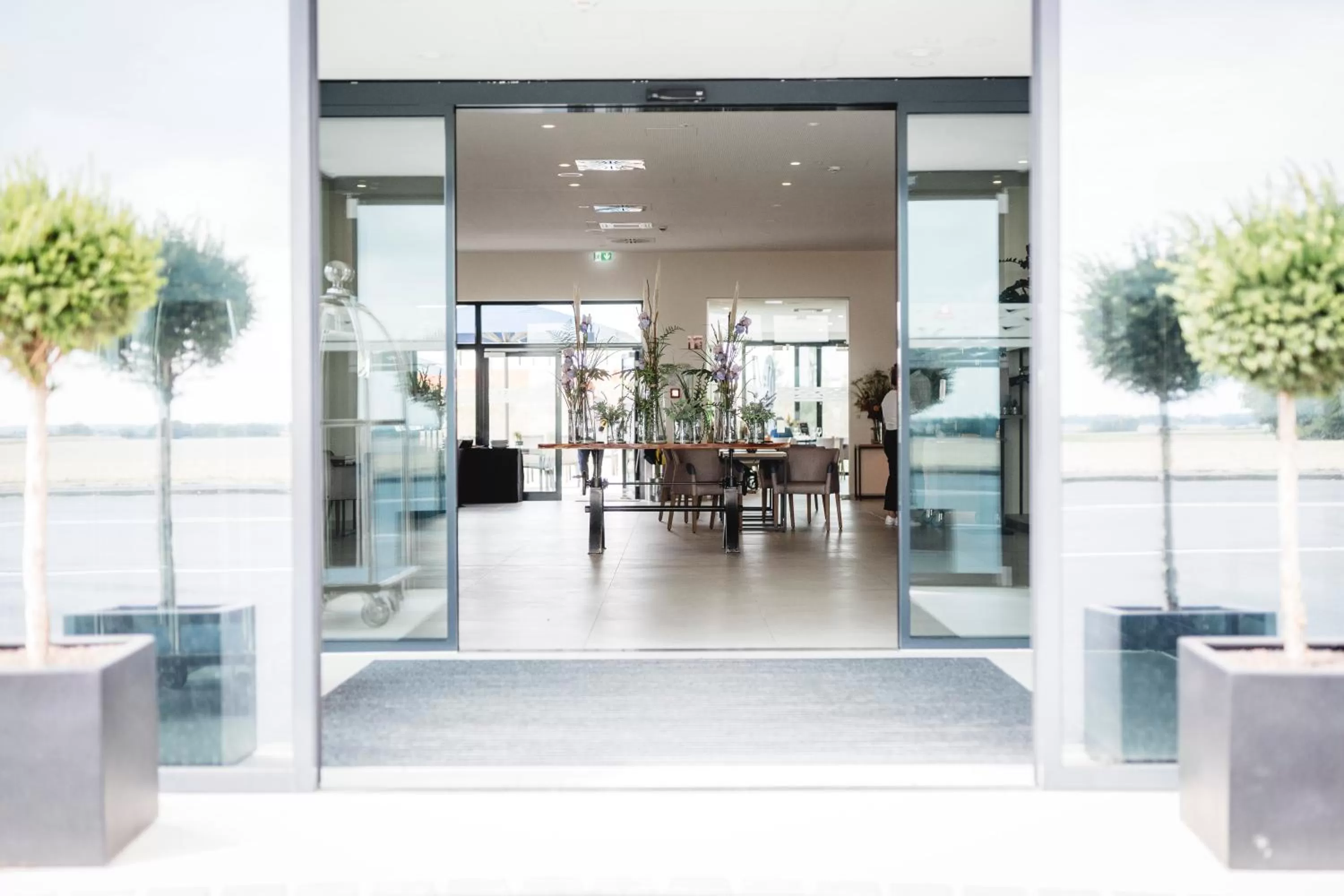 Facade/entrance in i - PARK Hotel Reichenberg