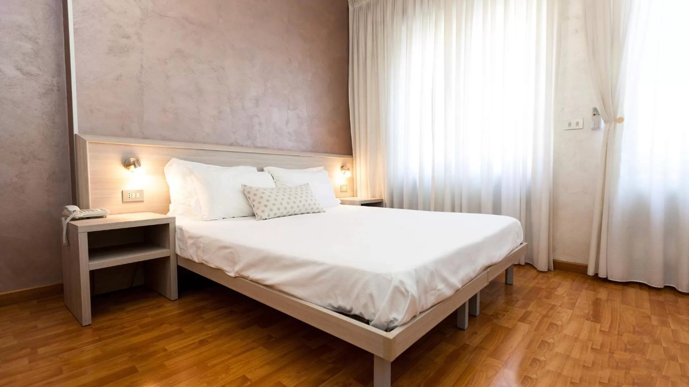 Photo of the whole room, Bed in Hotel Lis