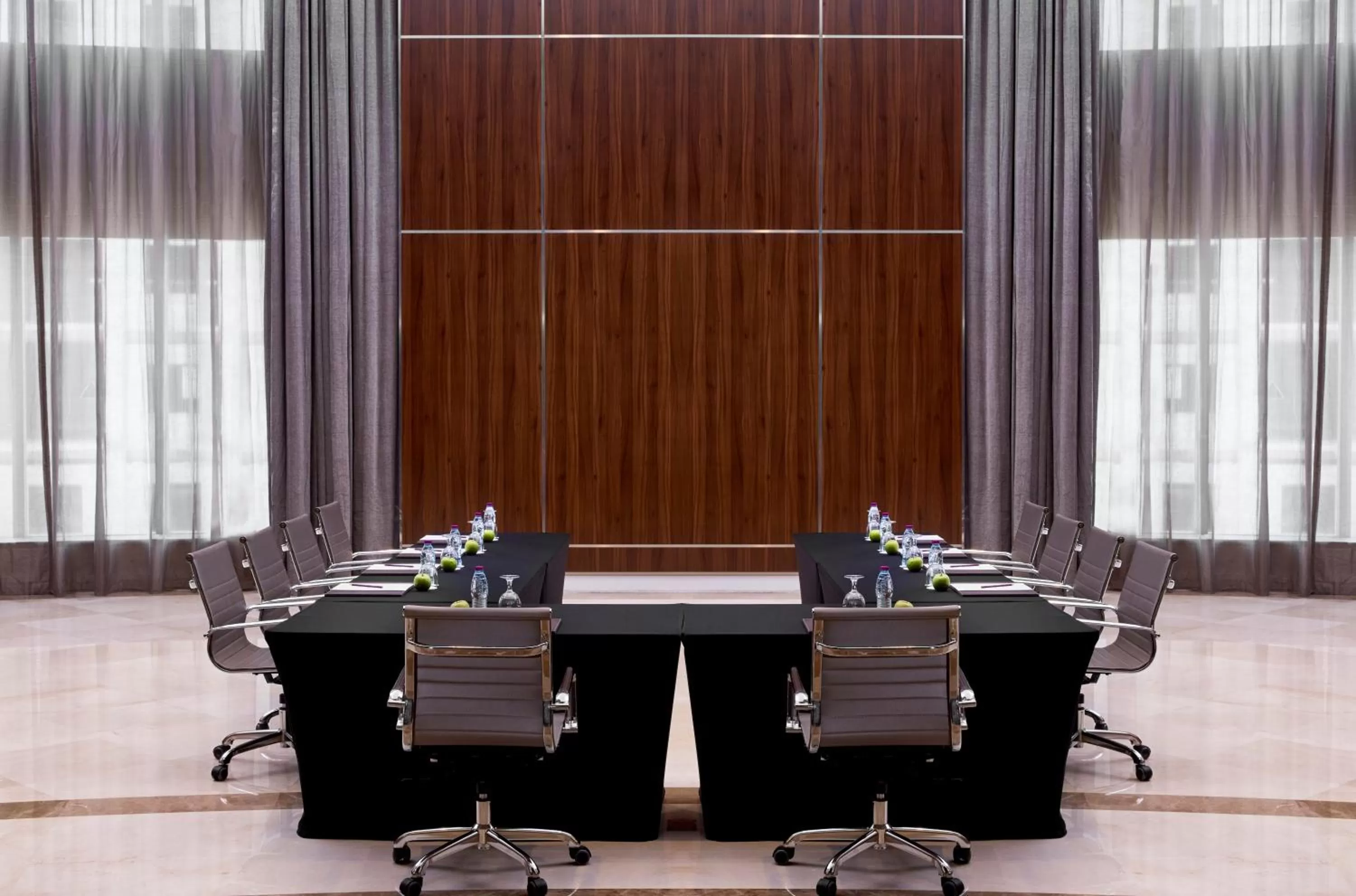 Meeting/conference room in Best Plaza West Bay Hotel