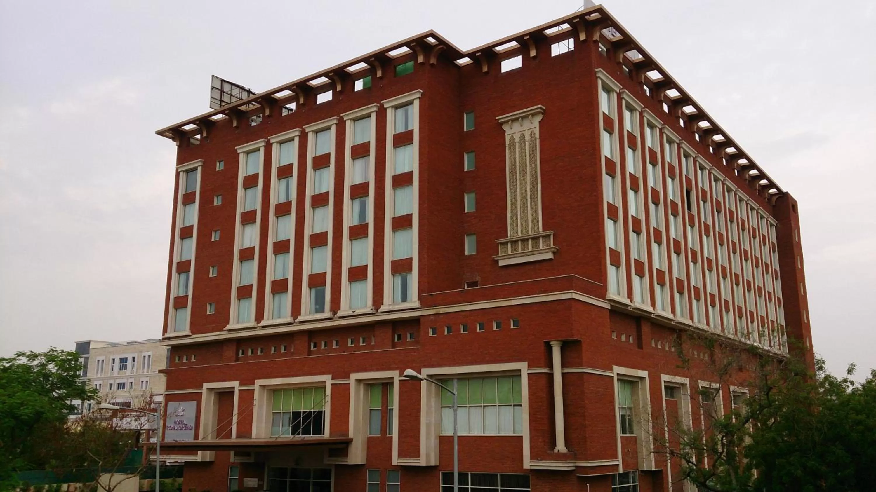 Property building in Hotel Royal Orchid Jaipur, Tonk Road