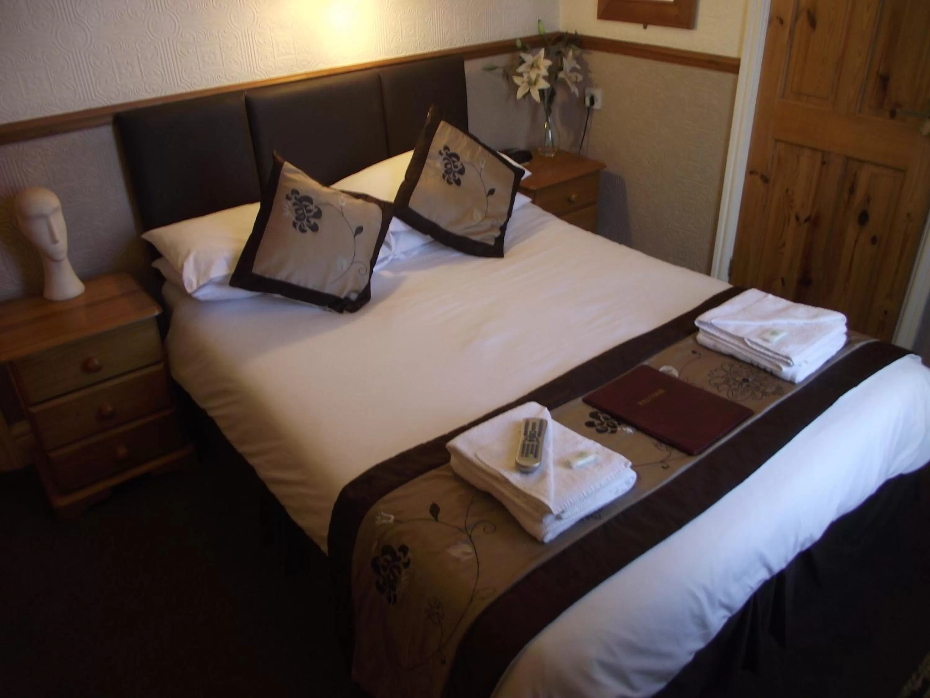 Bedroom, Bed in The Molly House